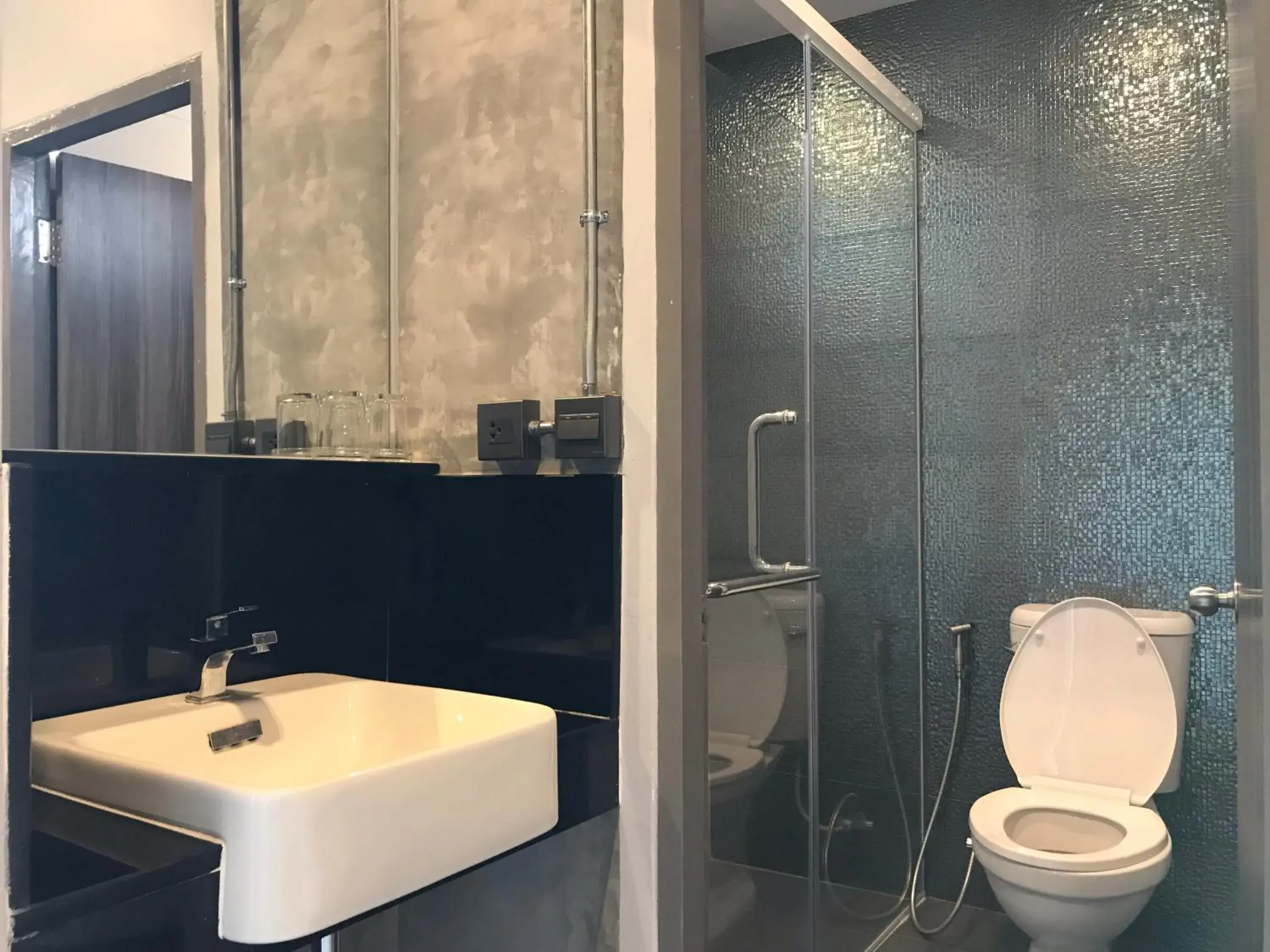 Triple Room in S1hostel Bangkok Triple Room in S1hostel Bangkok