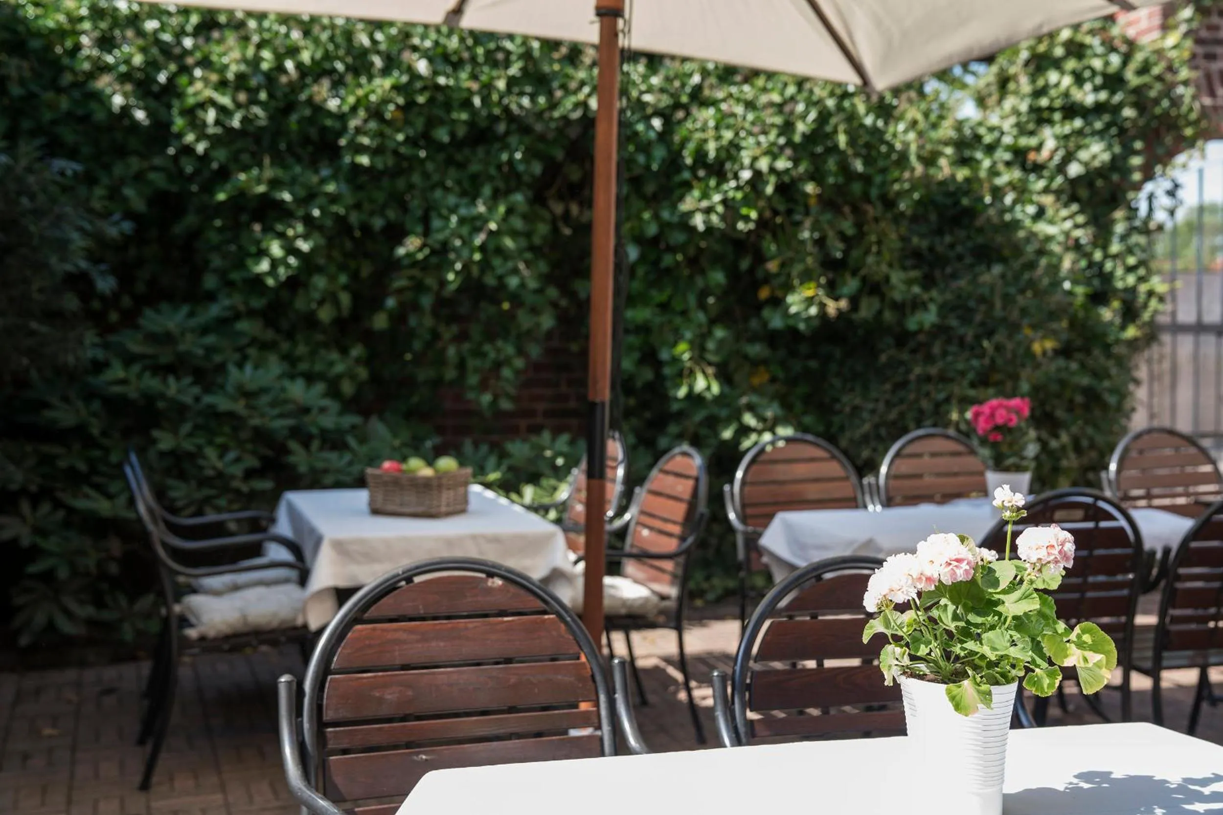 Patio in Halmstad Hotell & Vandrarhem Kaptenshamn