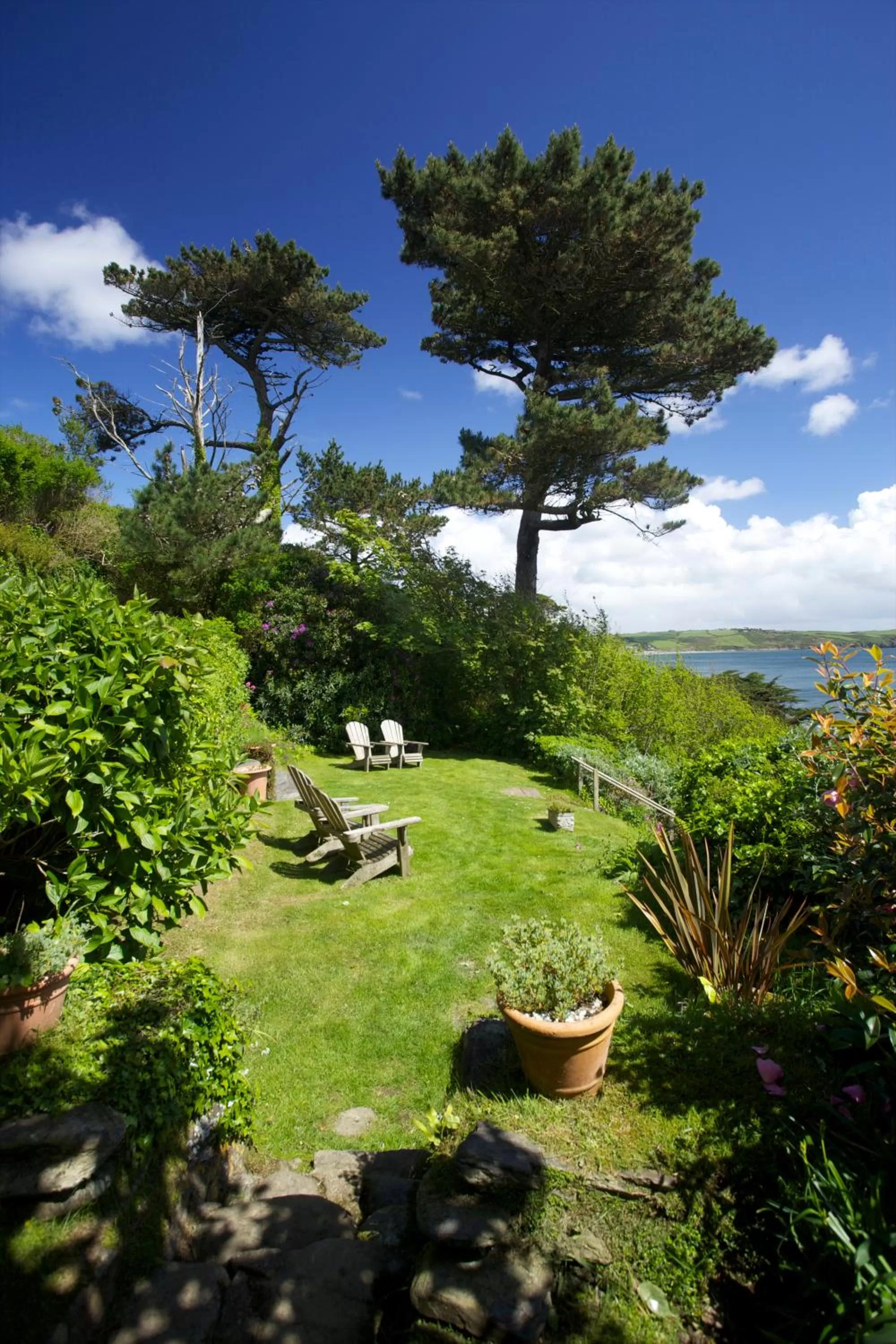 Garden in Driftwood B&B