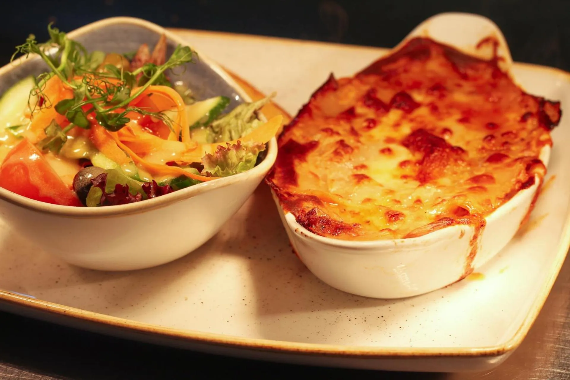 Food and drinks in Slaters Country Inn