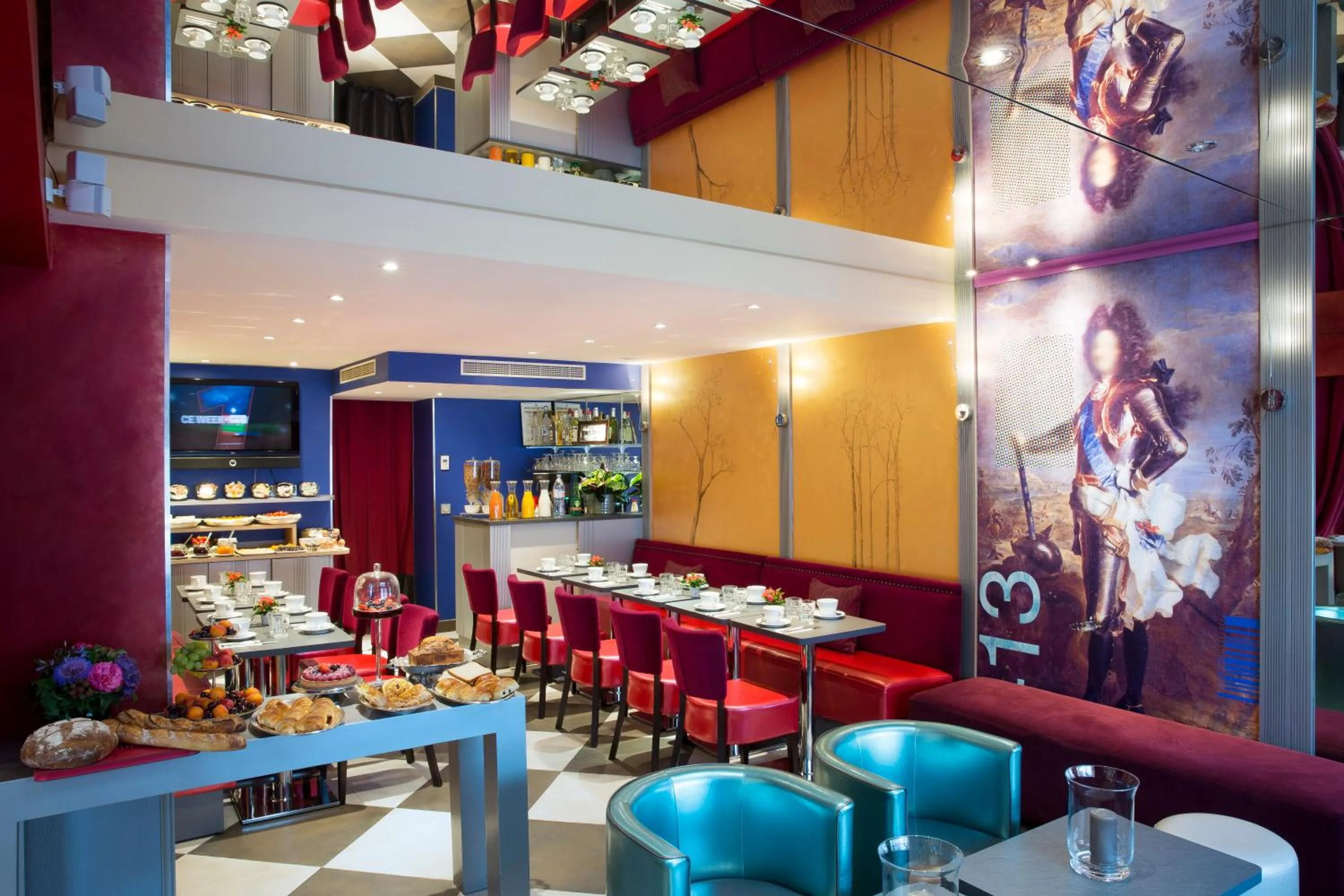 Restaurant/places to eat in Hotel Monceau Wagram