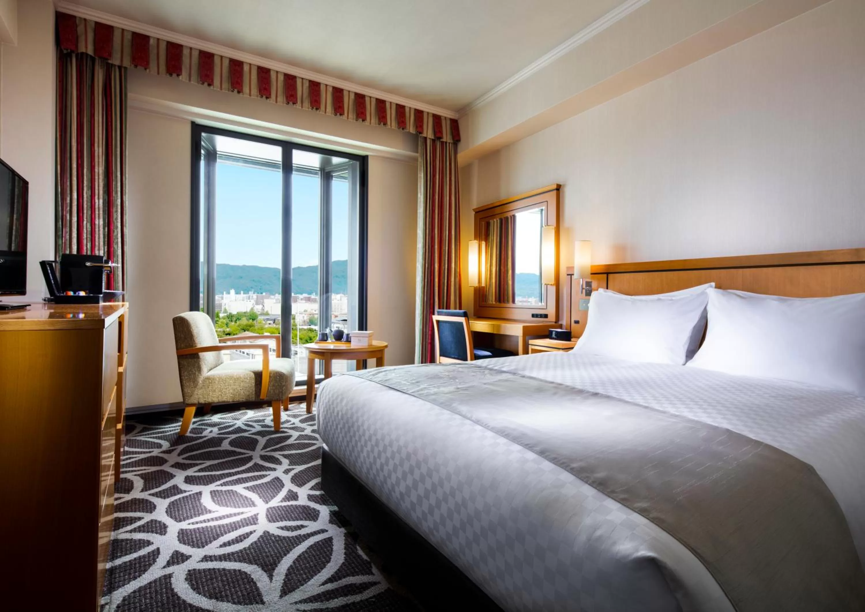 Day, Bed in RIHGA Royal Hotel Kyoto