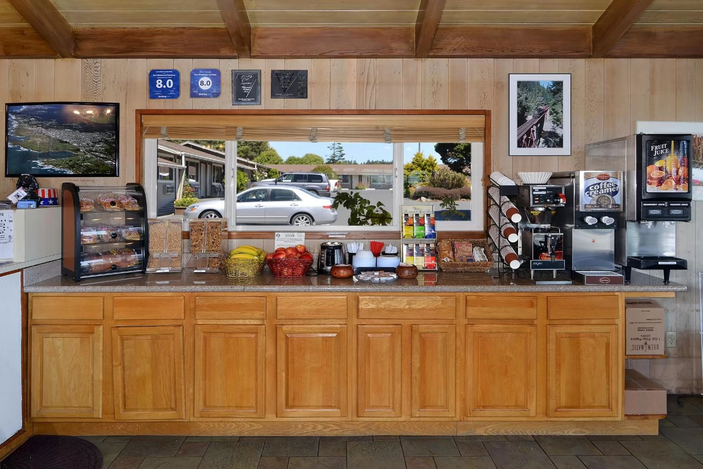 Surf Motel and Gardens