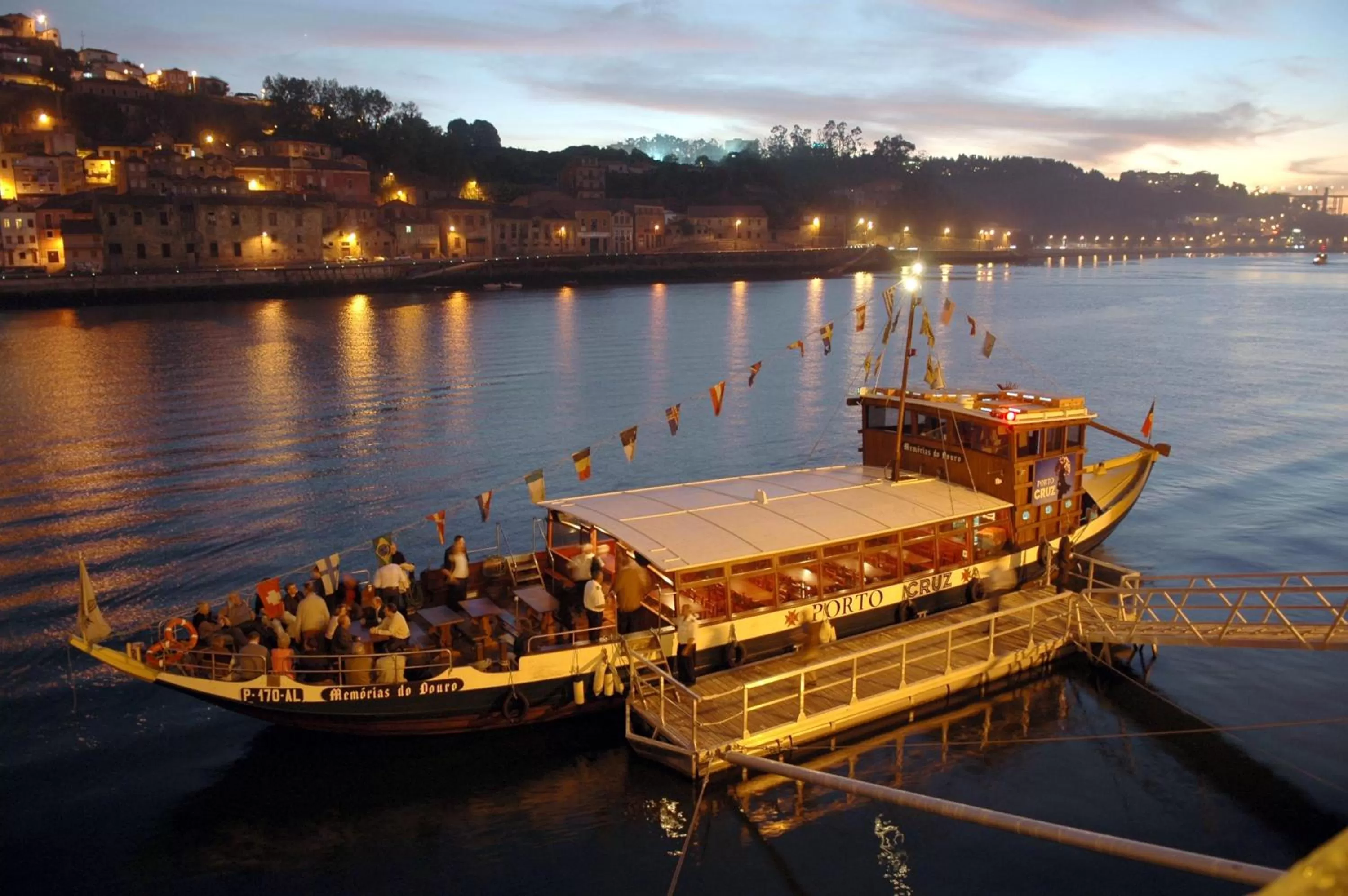 Nearby landmark, River View in Hotel Aliados