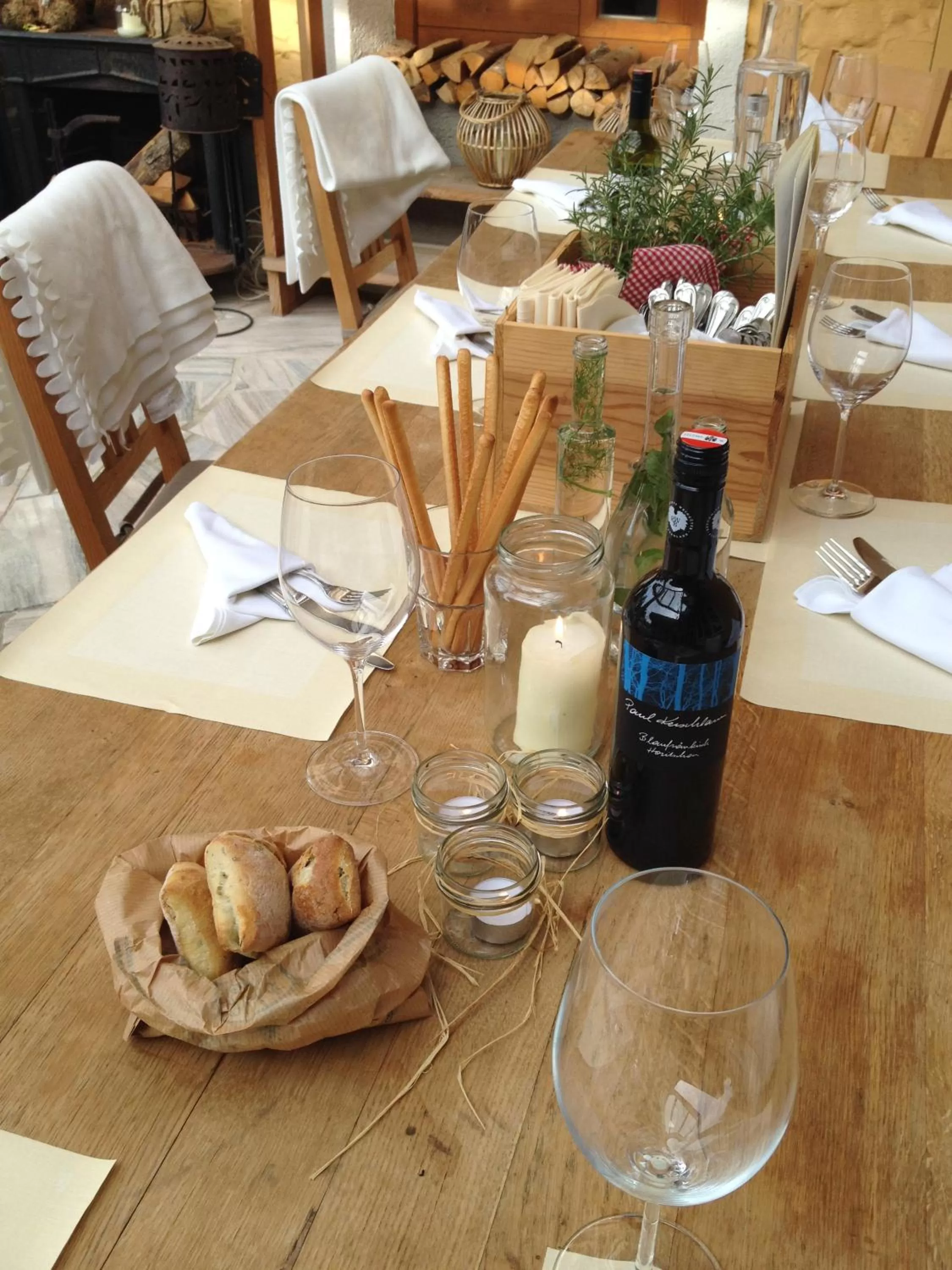 Restaurant/places to eat in Scheffer's Hotel