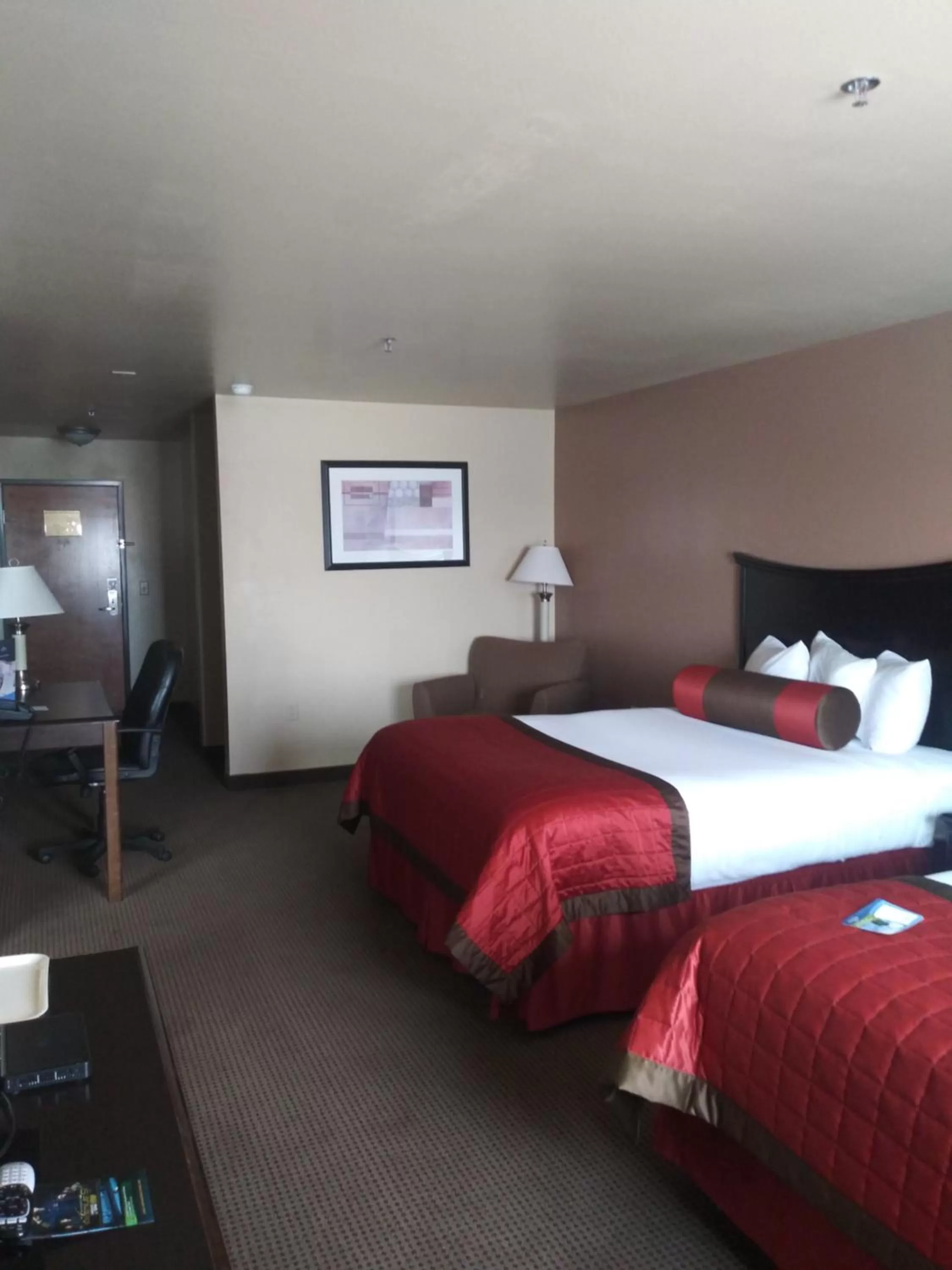 Bedroom, Bed in Baymont by Wyndham Wheeler