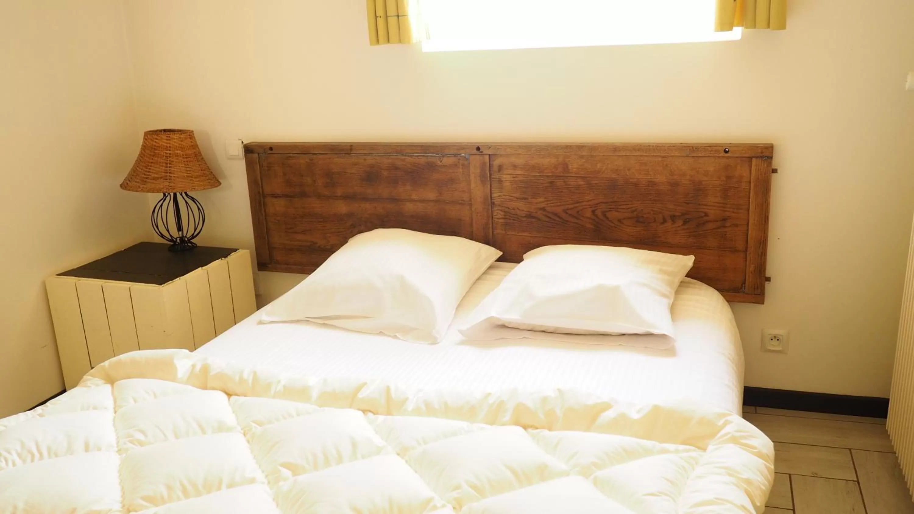 Bed in La Garenne de Morestel