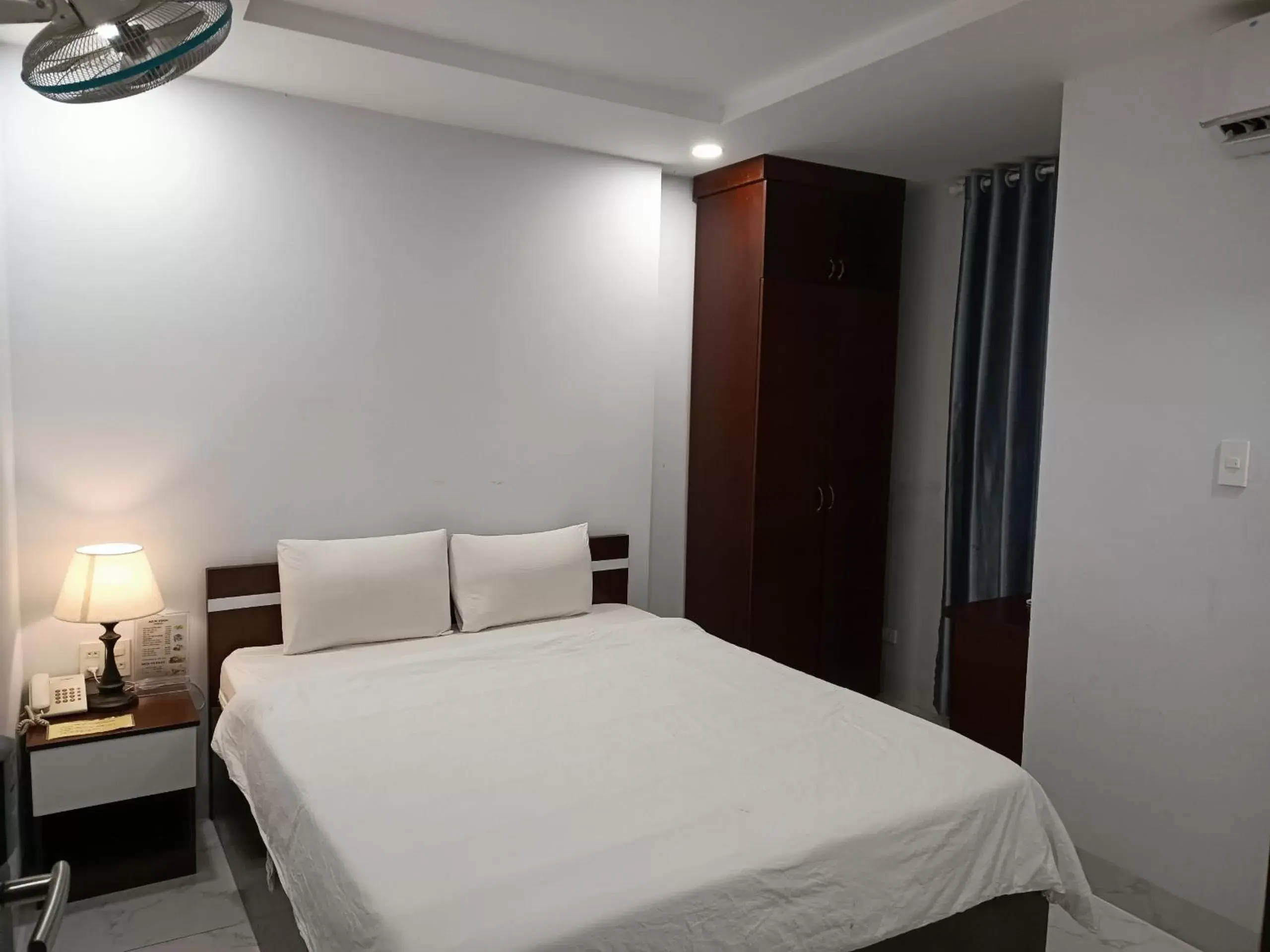 King Room in Tân Thi Hotel King Room in Tân Thi Hotel