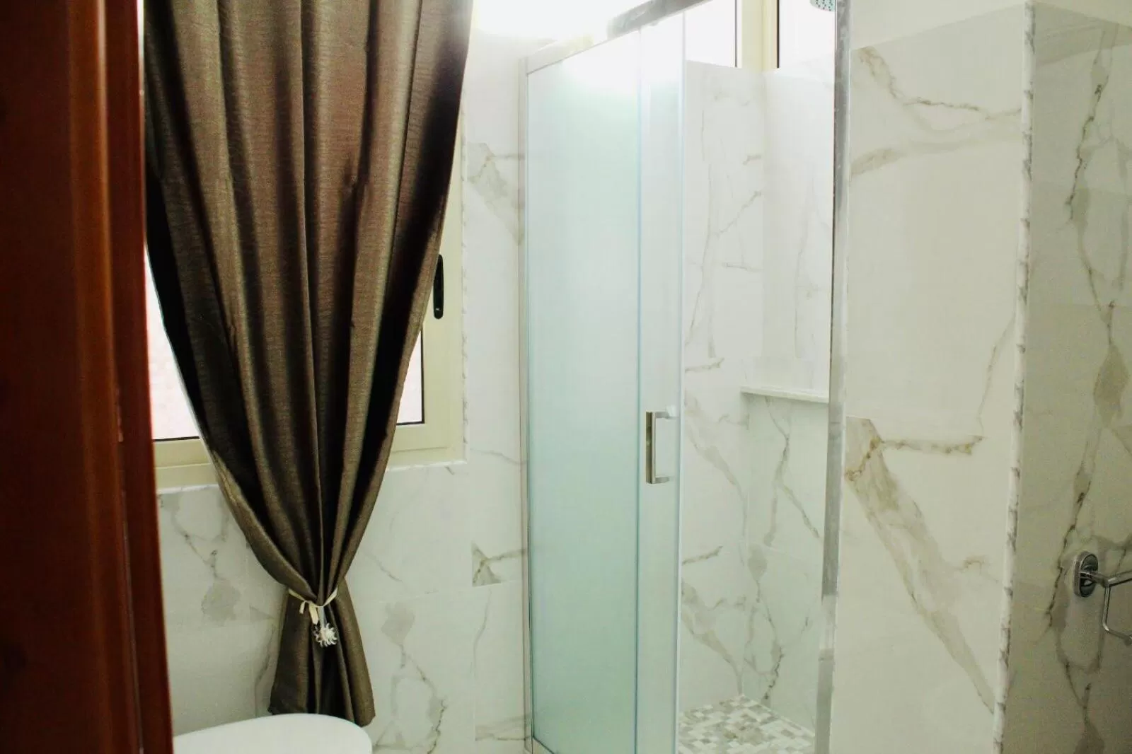 Deluxe Double Room with Balcony in Beauty House