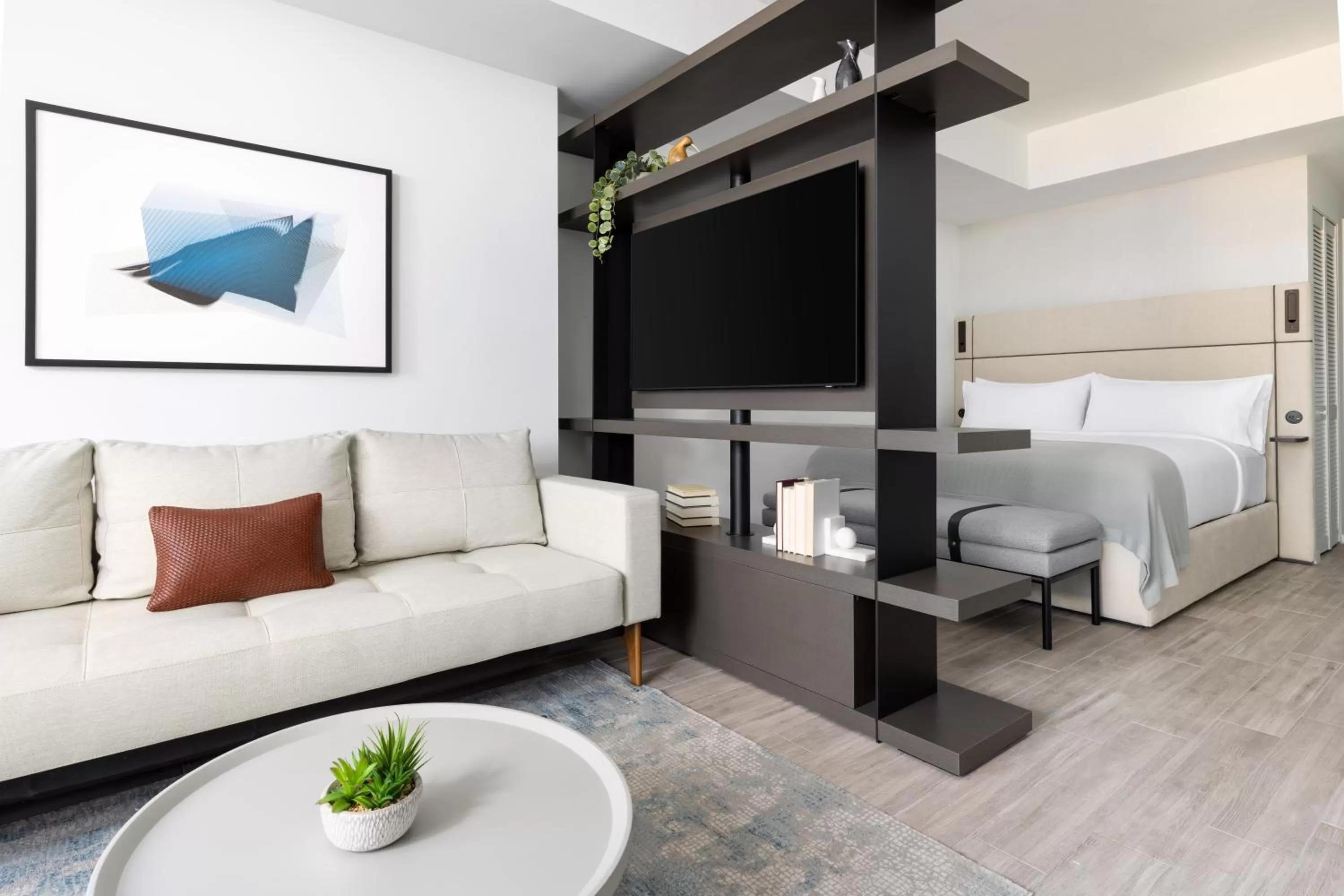 Bedroom, Bed in The Elser Hotel Miami - An All-Suite Hotel