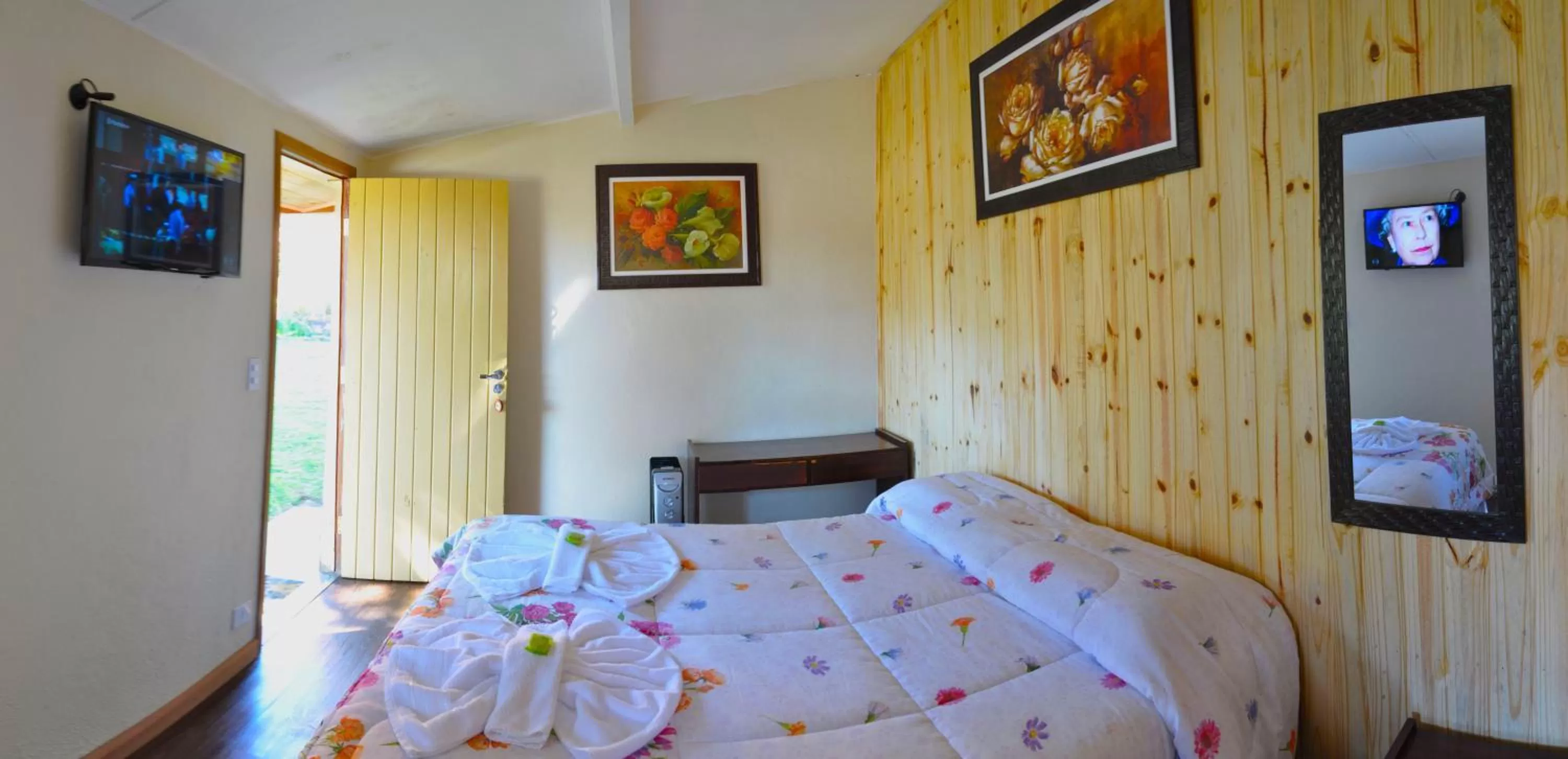 Bedroom, Bed in Pousada Curumi