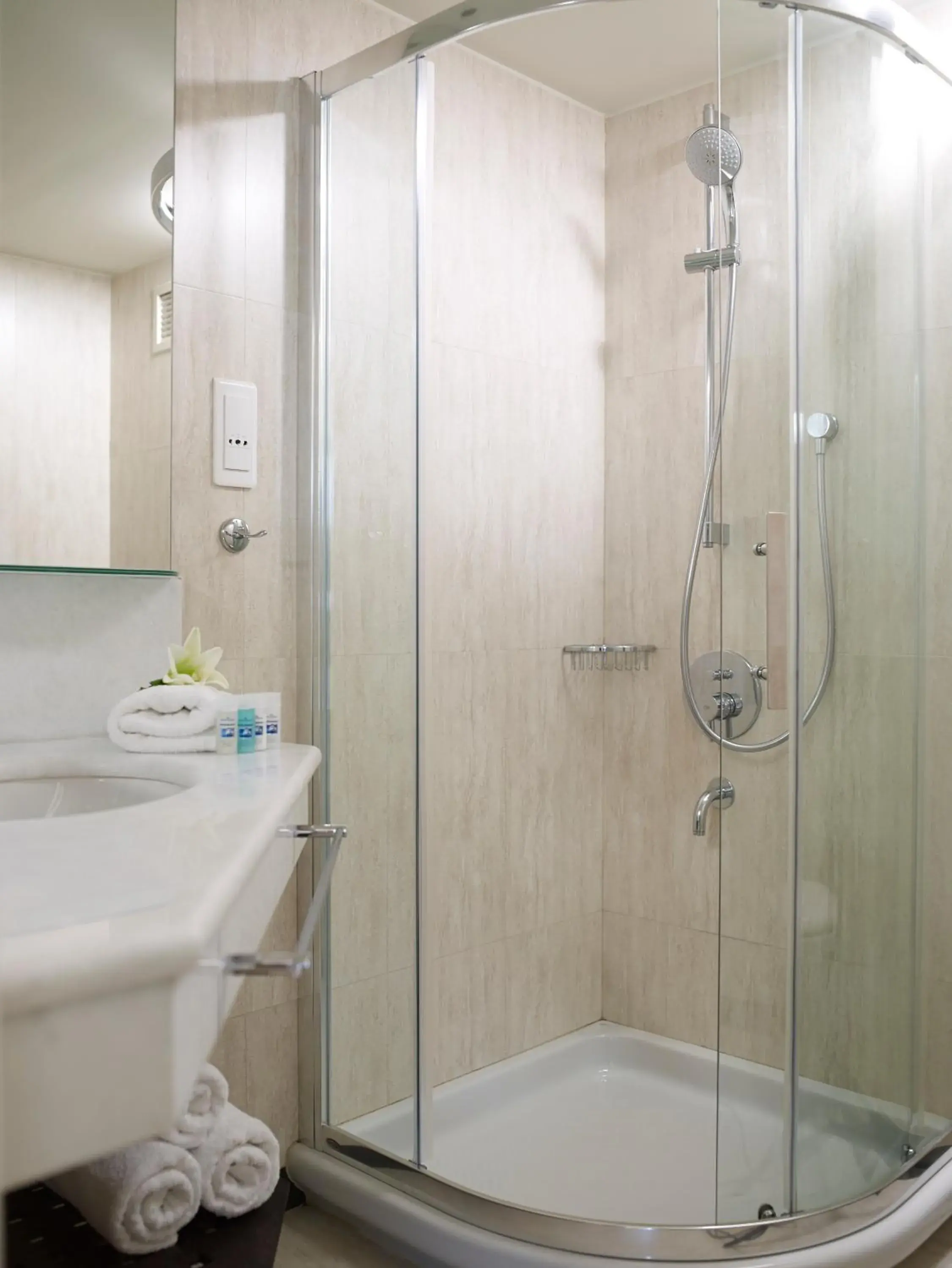 Single Room in Kriti Beach Hotel Single Room in Kriti Beach Hotel