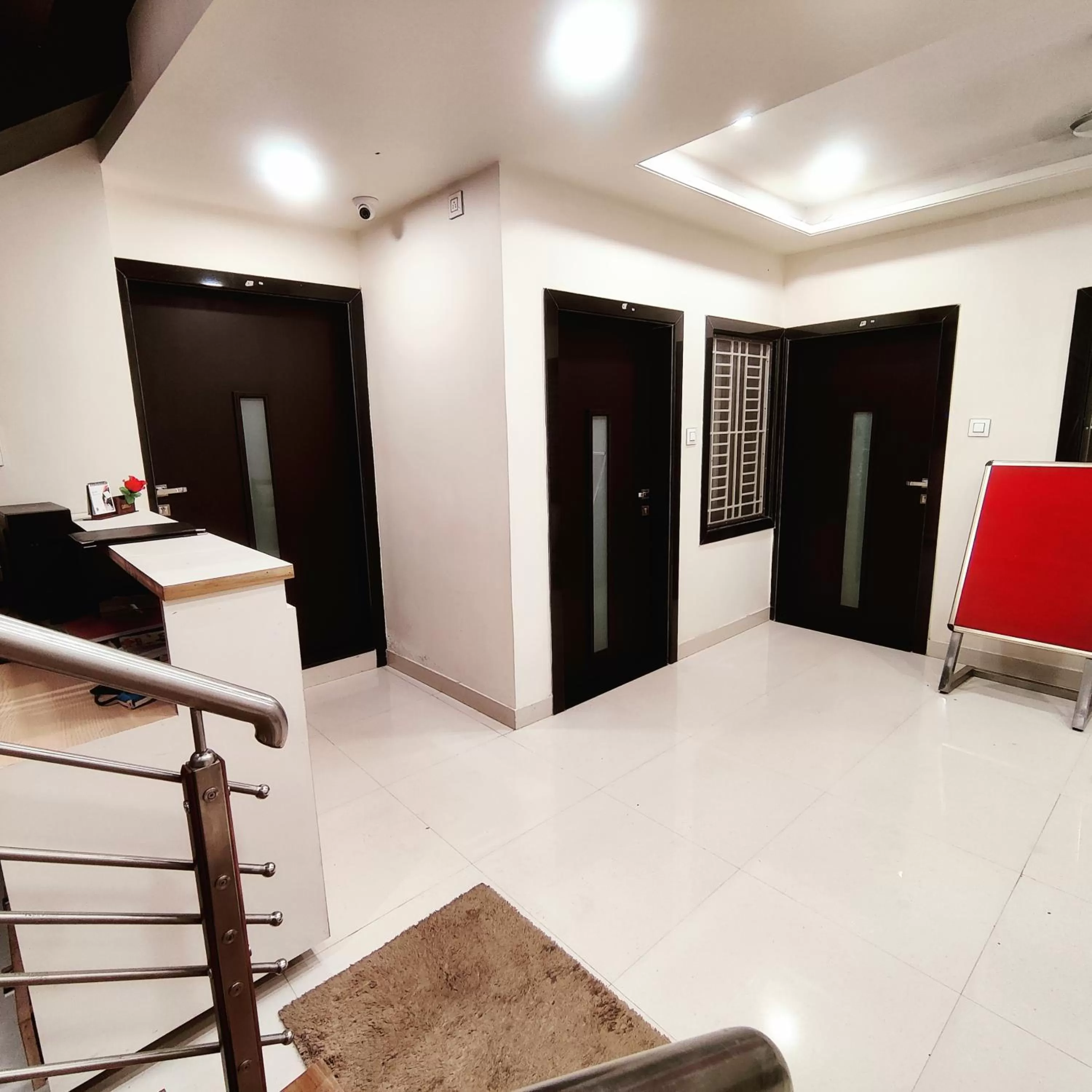 Lobby or reception in Abu Inn, Mount Abu - The Luxury Boutique Stay