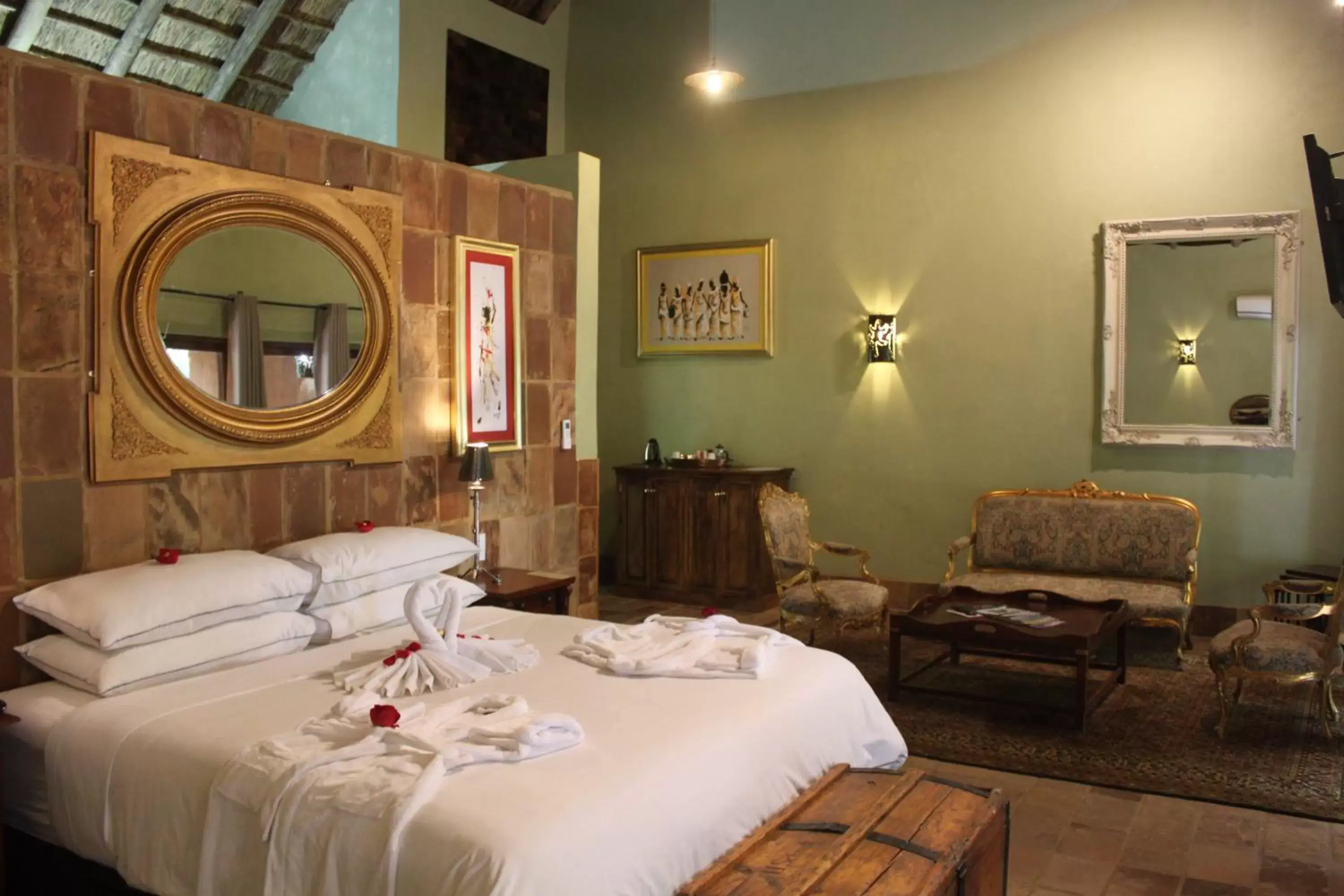 Junior Suite in Misty Hills Country Hotel, Conference Centre & Spa Junior Suite in Misty Hills Country Hotel, Conference Centre & Spa