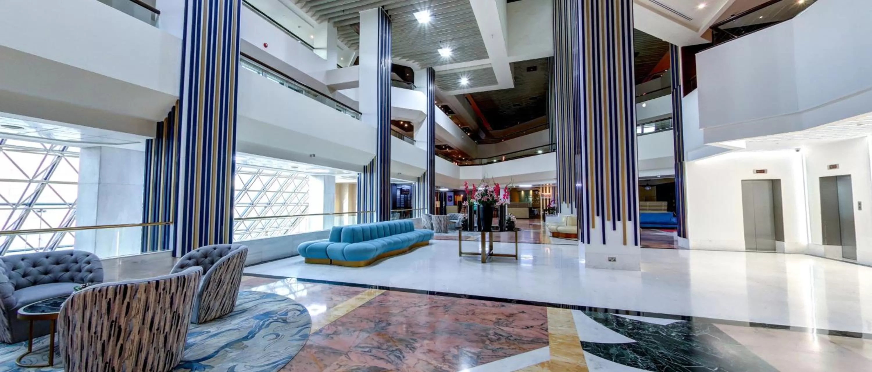 Lobby or reception in Crowne Plaza Dubai Deira by IHG