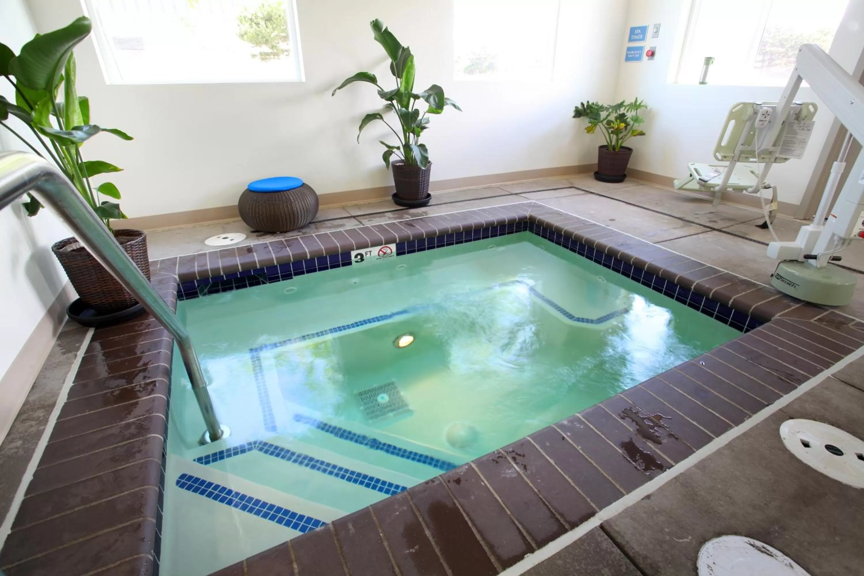 Hot Spring Bath in River Inn at Seaside