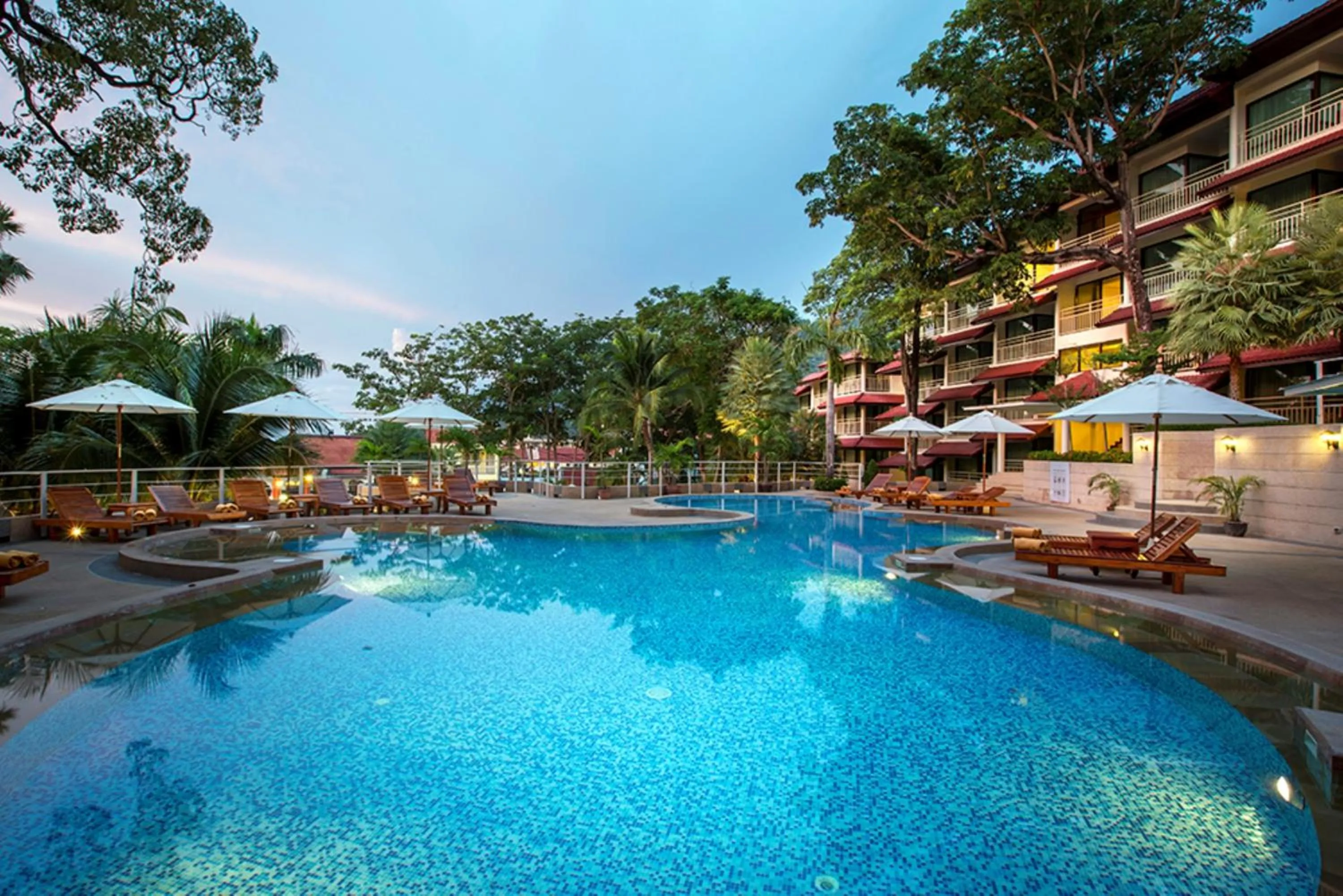 Swimming pool in Chanalai Flora Resort, Kata Beach