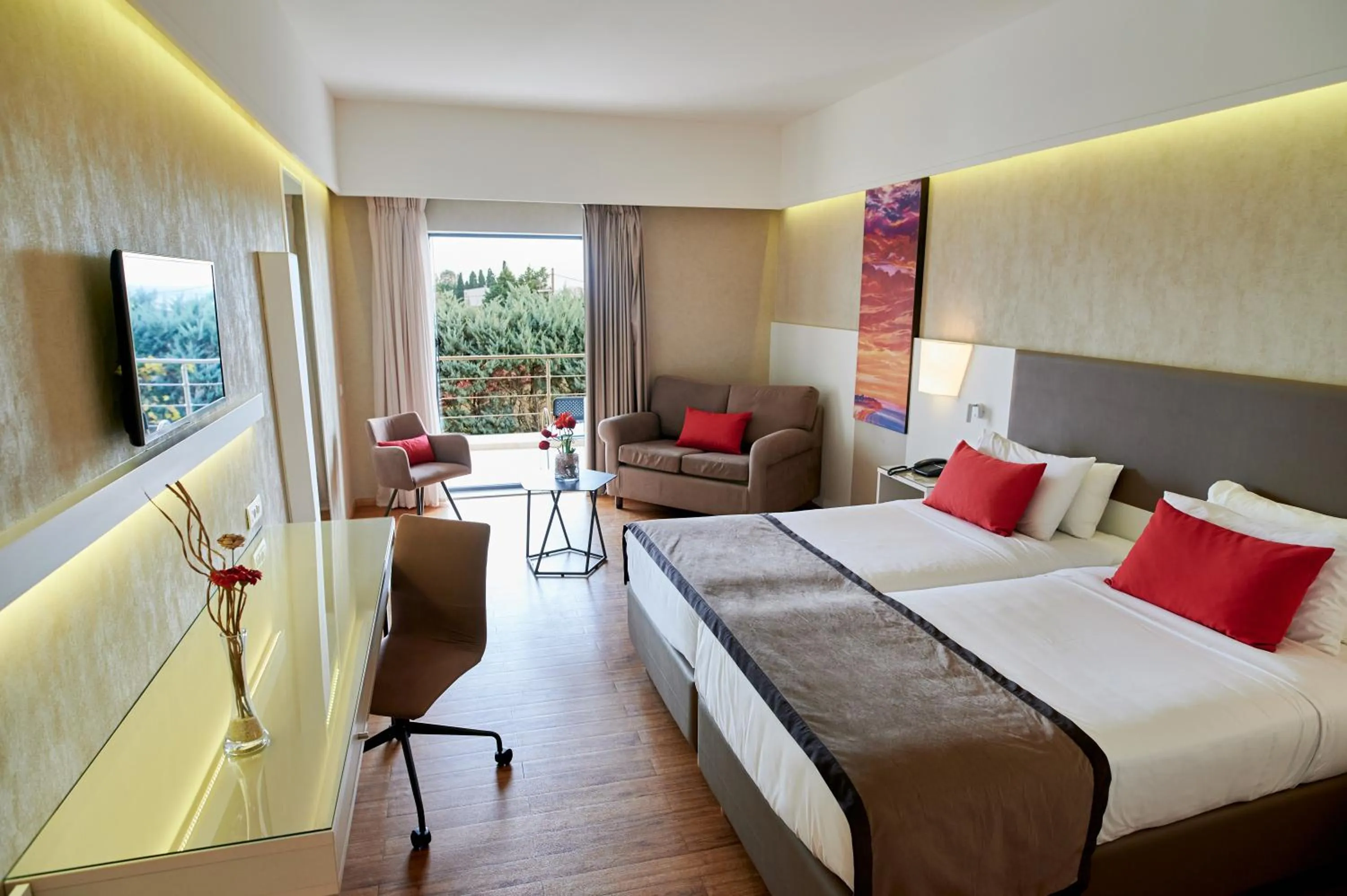 Photo of the whole room, Bed in Ramada Plaza by Wyndham Thraki