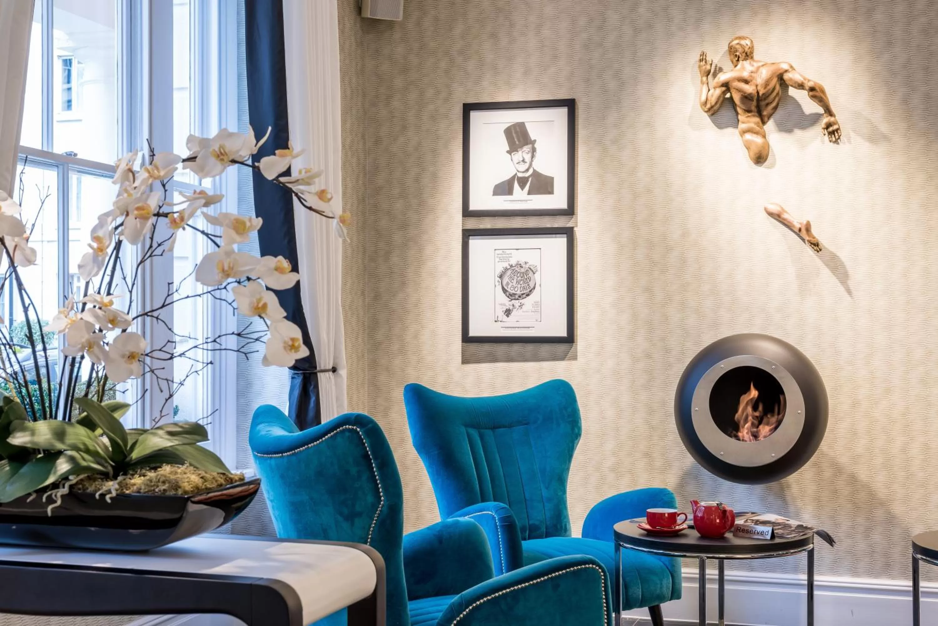 Lobby or reception in Mercure London Hyde Park Hotel