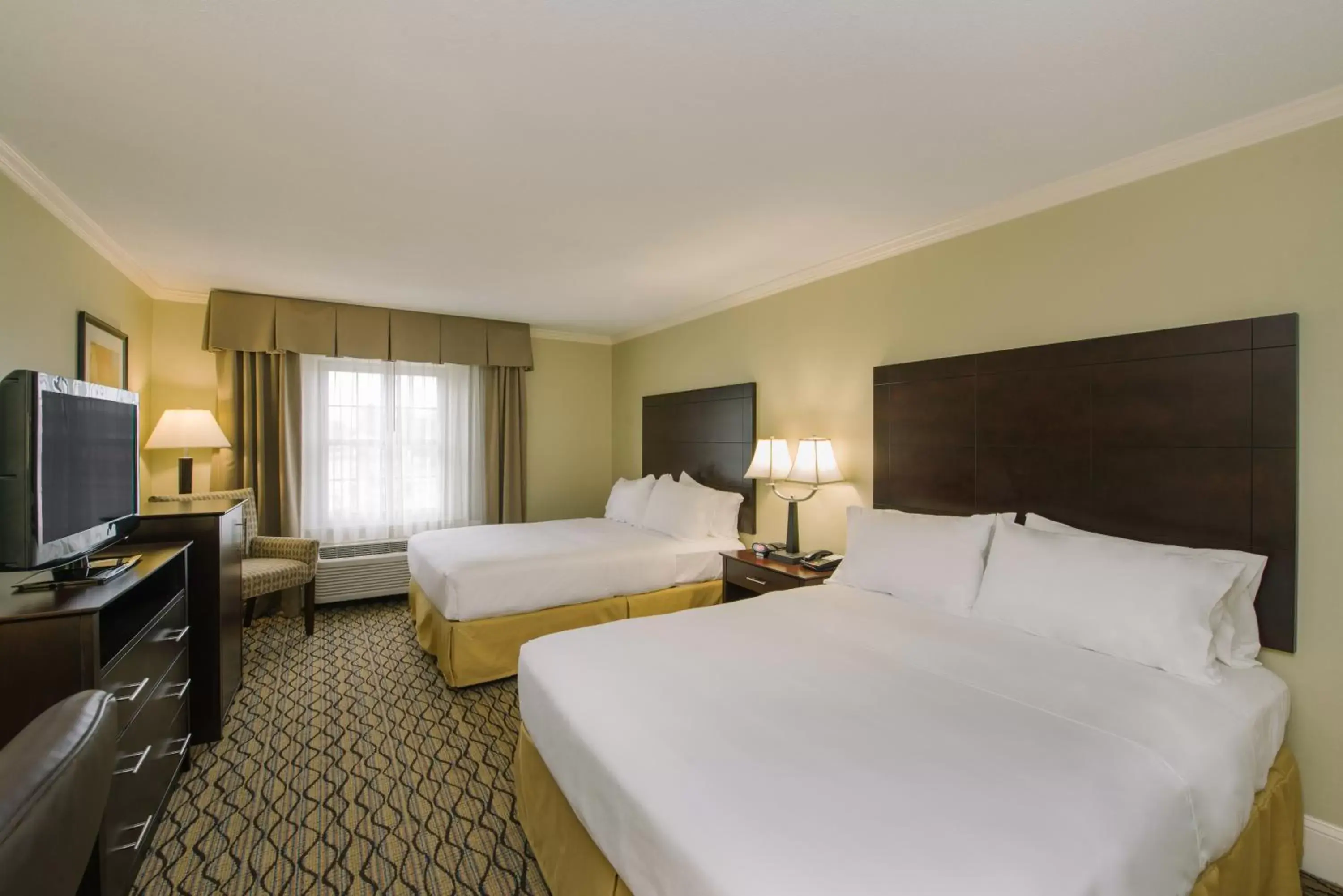 Room with Two Beds - Hearing Accessible - Non-Smoking in Holiday Inn Express and Suites Merrimack by IHG Room with Two Beds - Hearing Accessible - Non-Smoking in Holiday Inn Express and Suites Merrimack by IHG