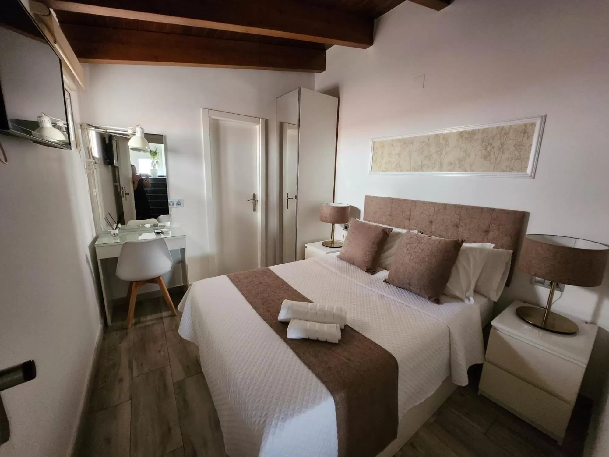 Bed in DON LEONE Hotel