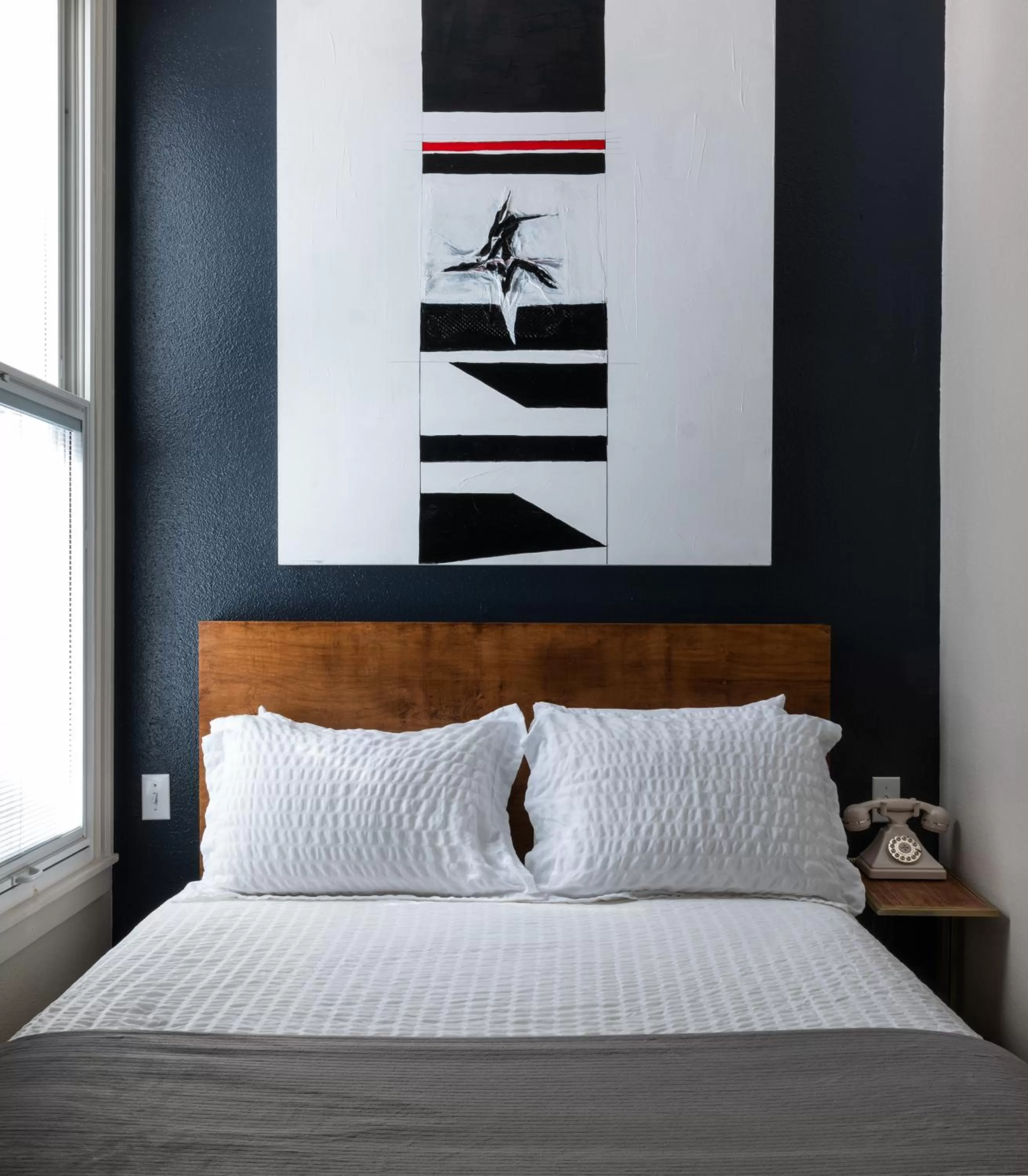 Bedroom, Bed in The Metro Hotel