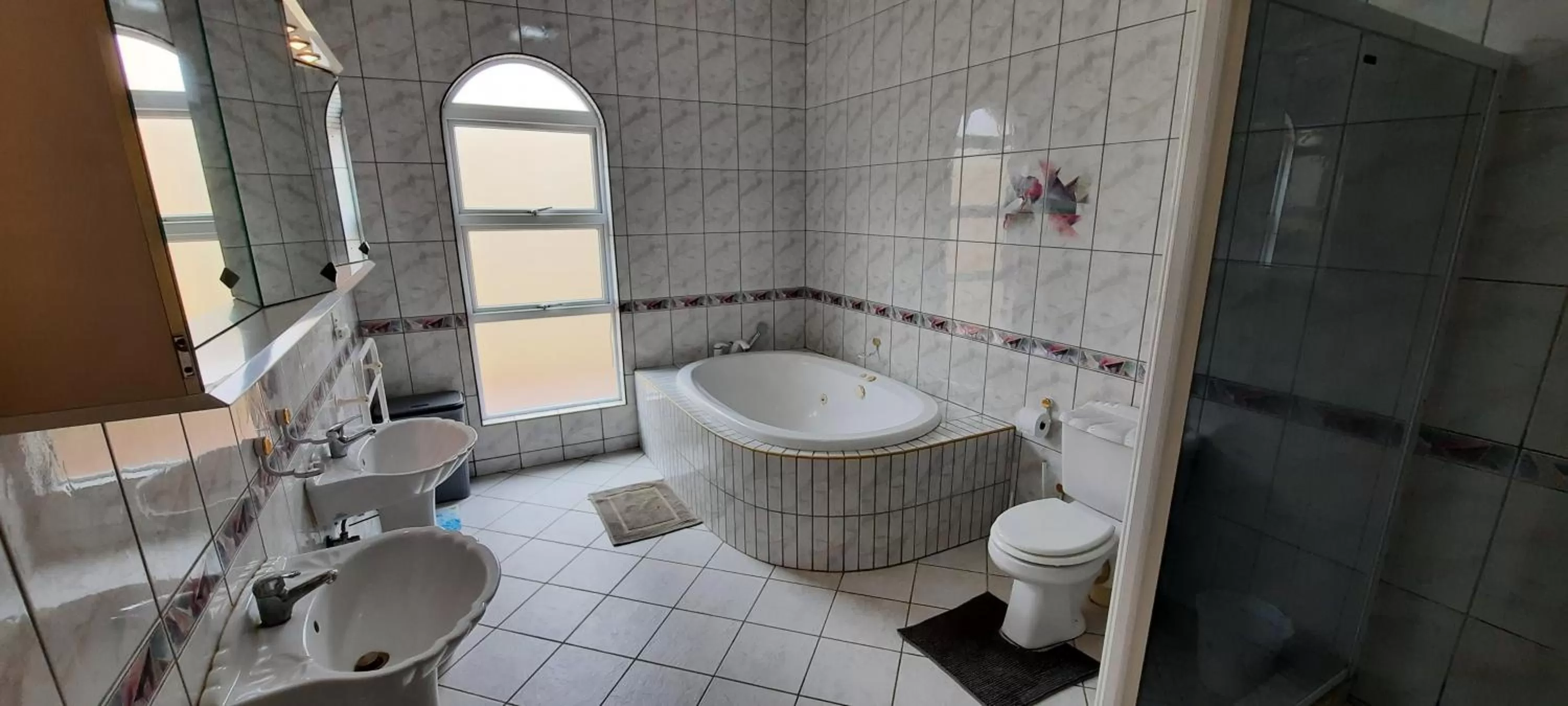 Bathroom in DESERT DREAMS B&B