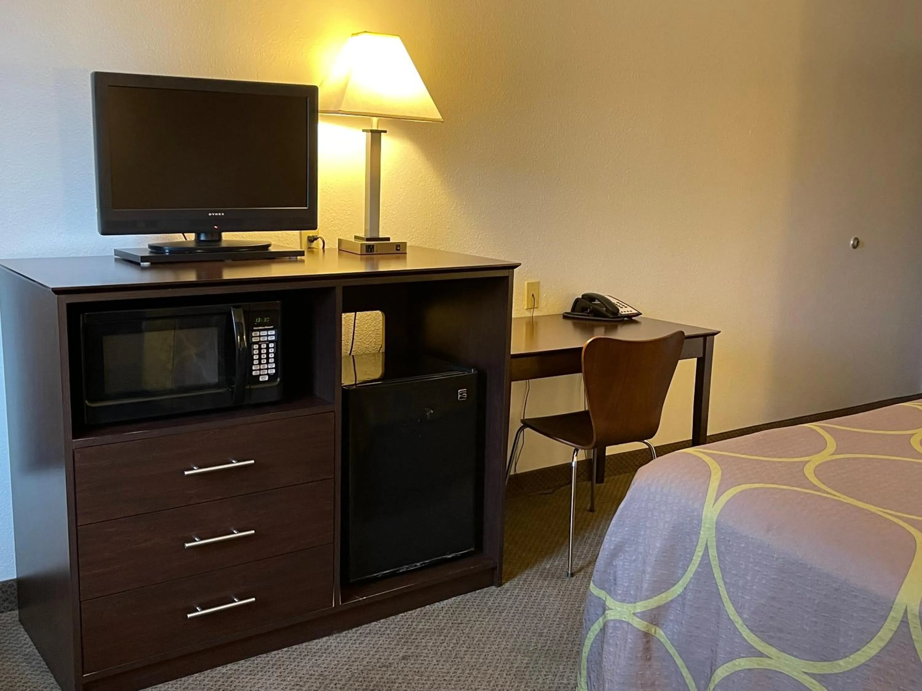 Bed in Studio 1 Hotel & Extended Stay - Missoula