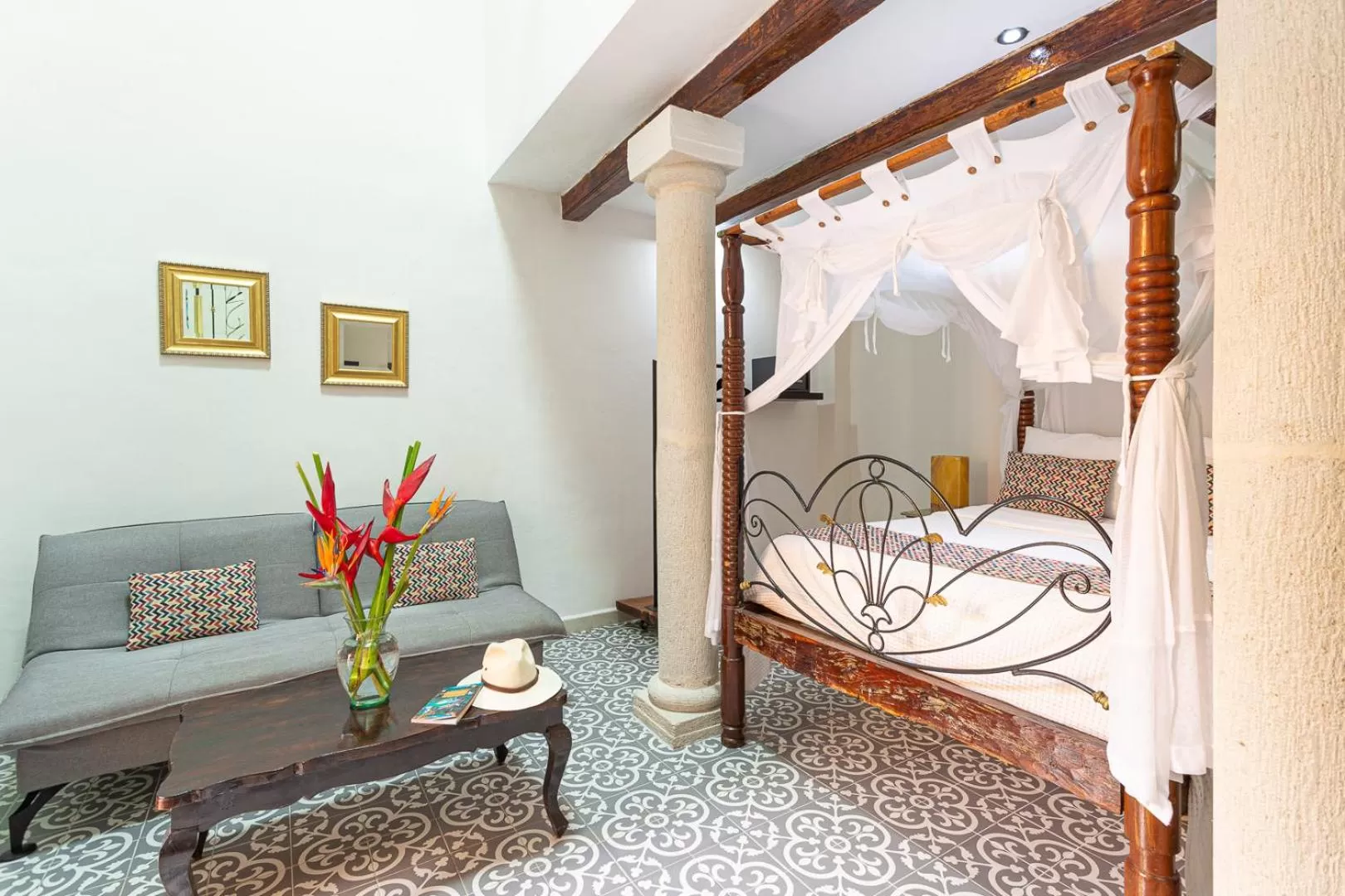 Bed in Viva Merida Hotel Boutique