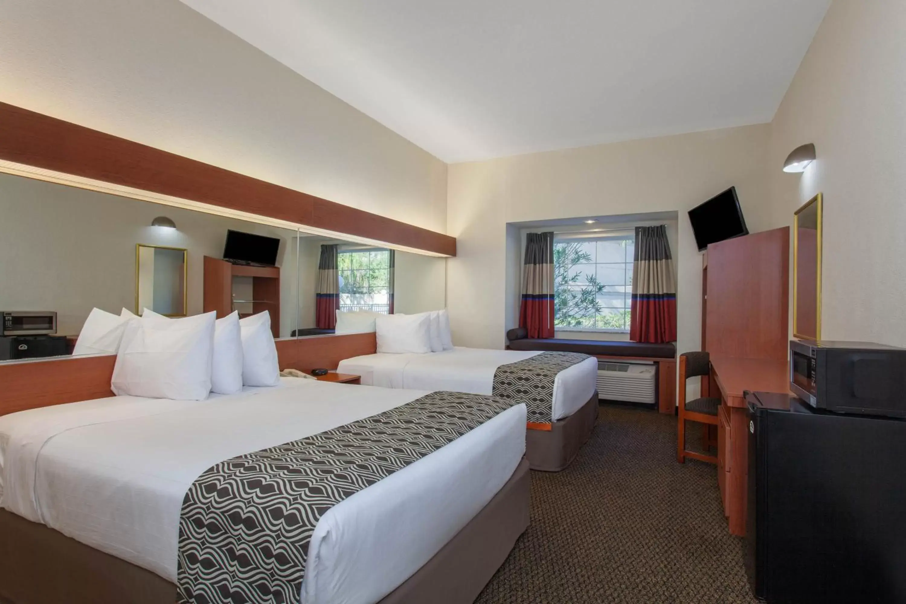 Microtel Inn and Suites by Wyndham - Lady Lake/ The Villages Microtel Inn and Suites by Wyndham - Lady Lake/ The Villages