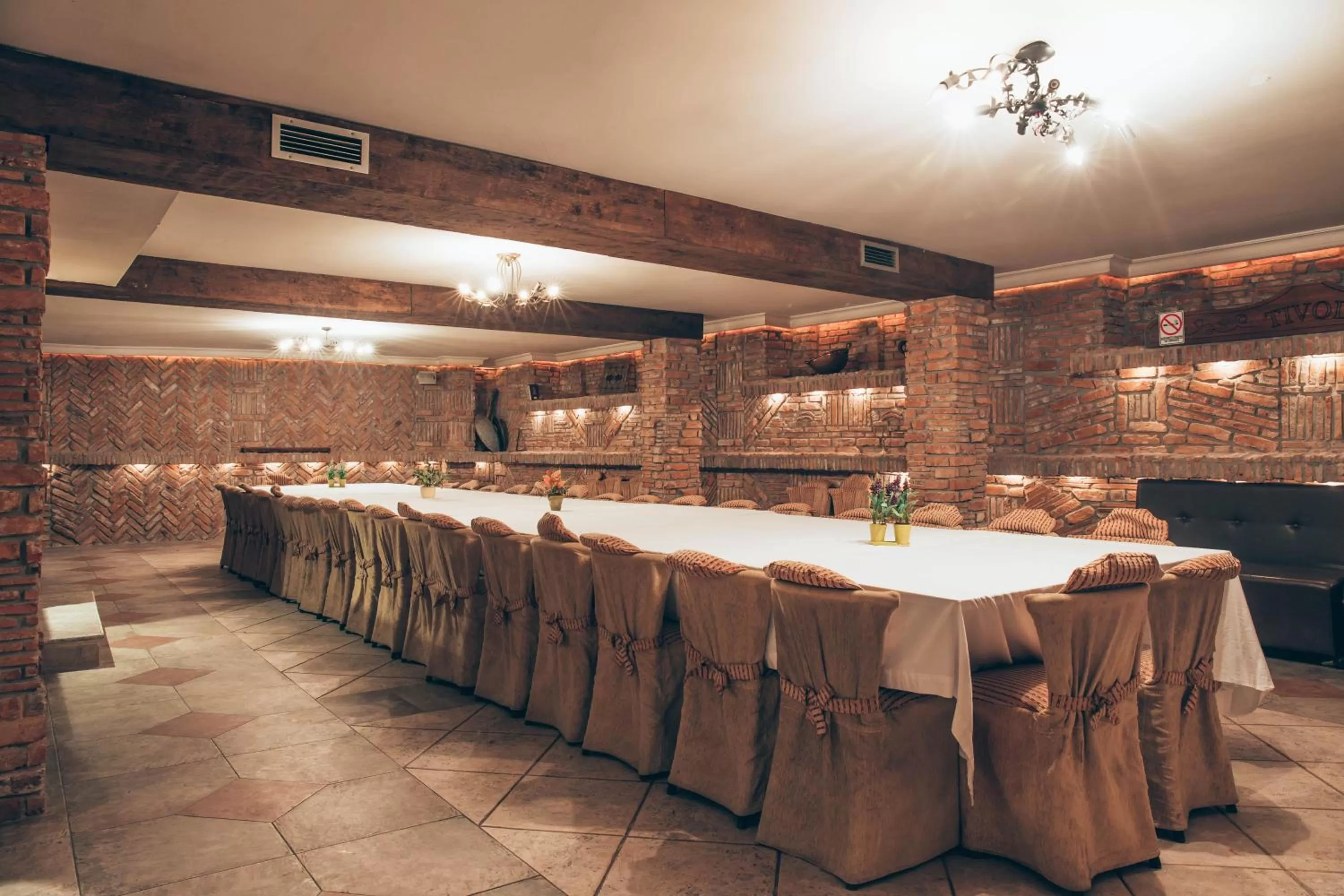 Banquet/Function facilities in Hotel Super 8