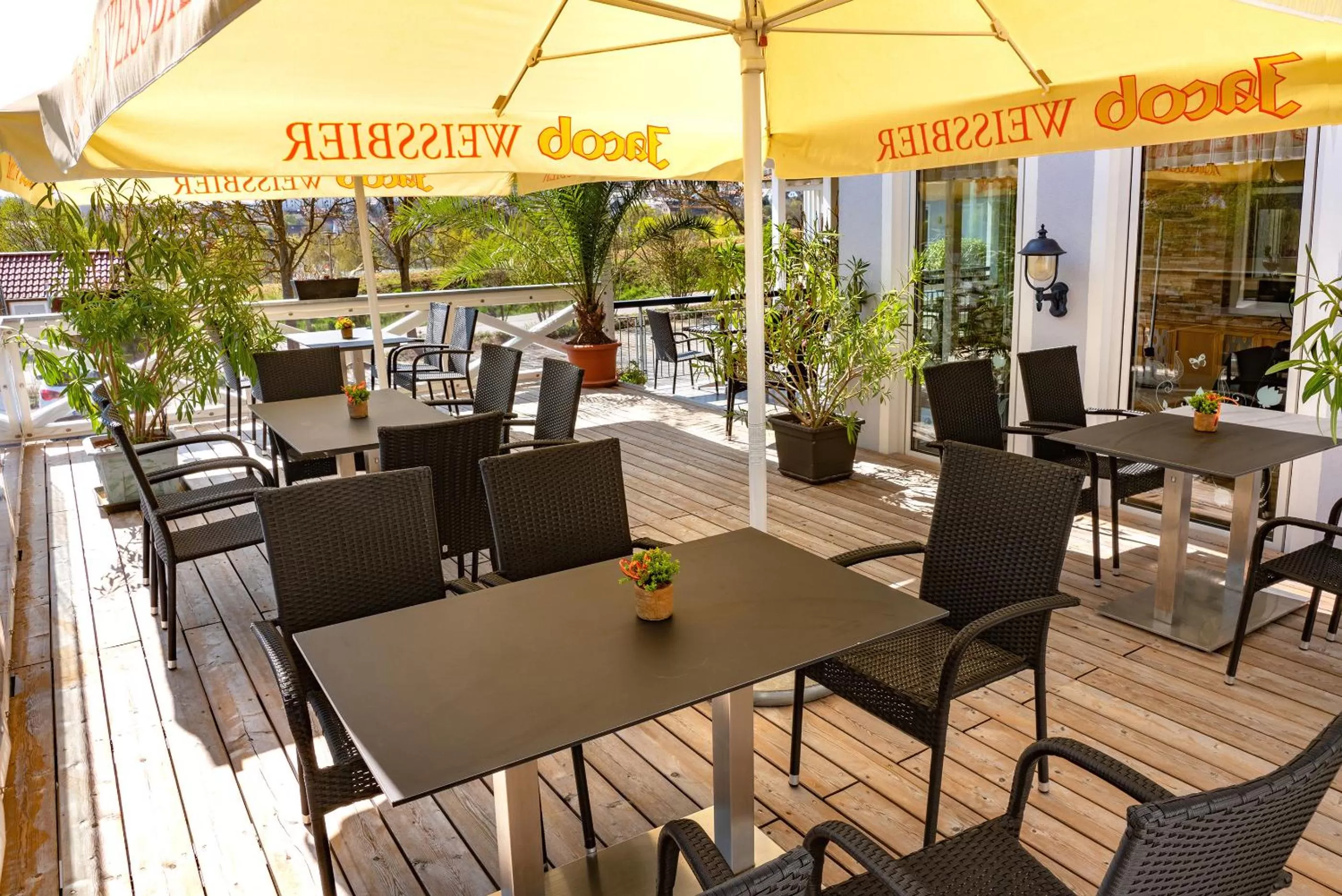 Balcony/Terrace, Restaurant/Places to Eat in Donau-Hotel