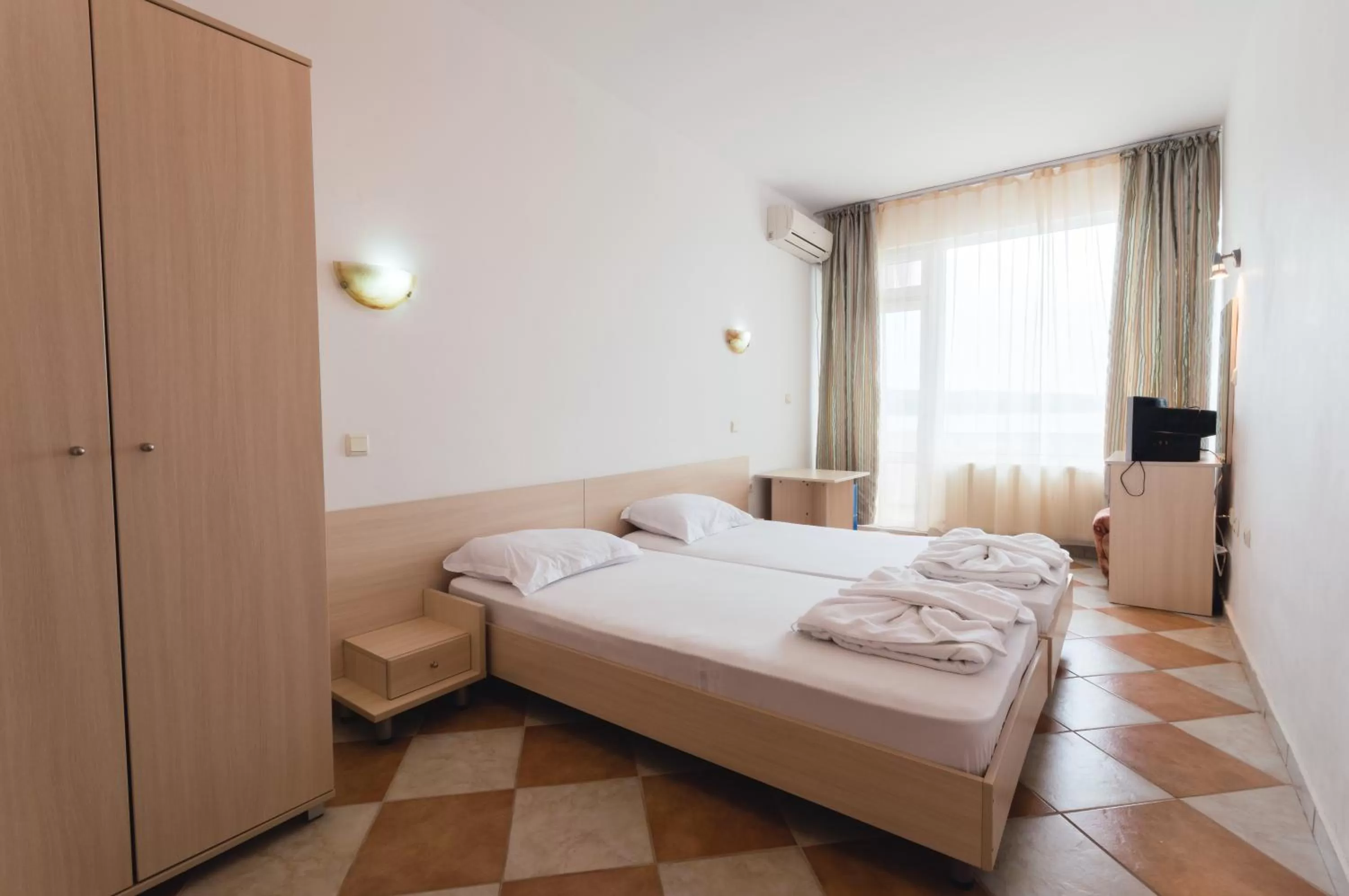 Photo of the whole room, Bed in Plovdiv Hotel