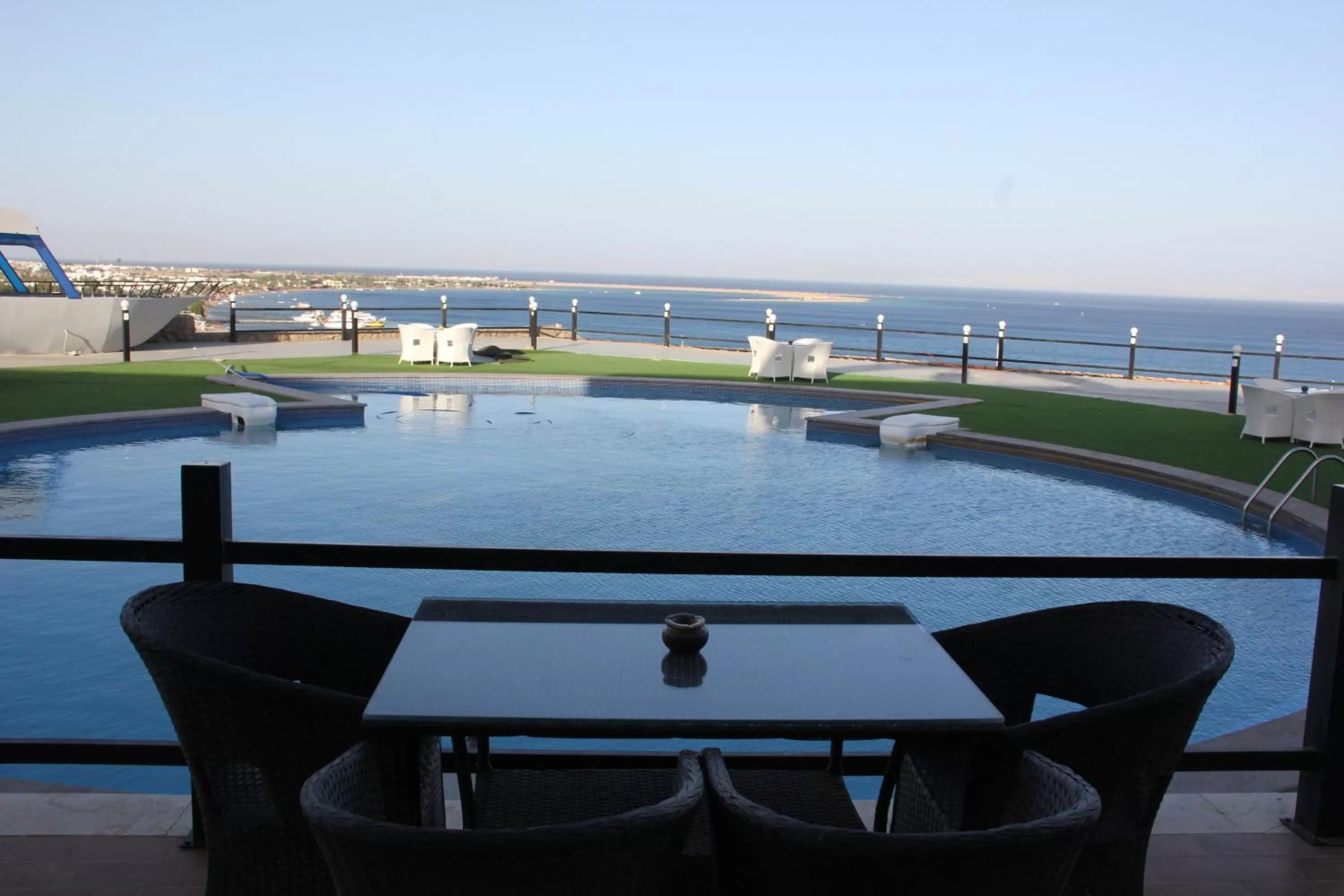 Balcony/Terrace in Seaview Panorama Hotel