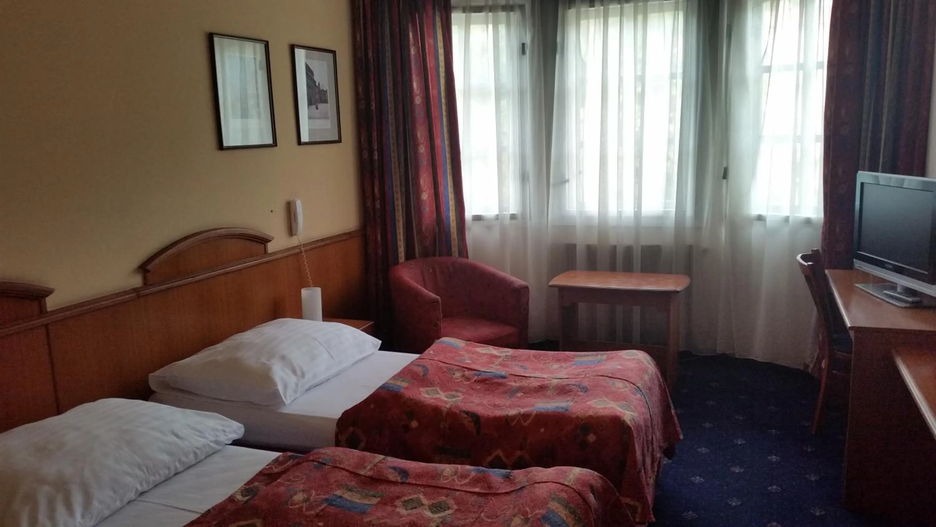 Photo of the whole room in Kavalir