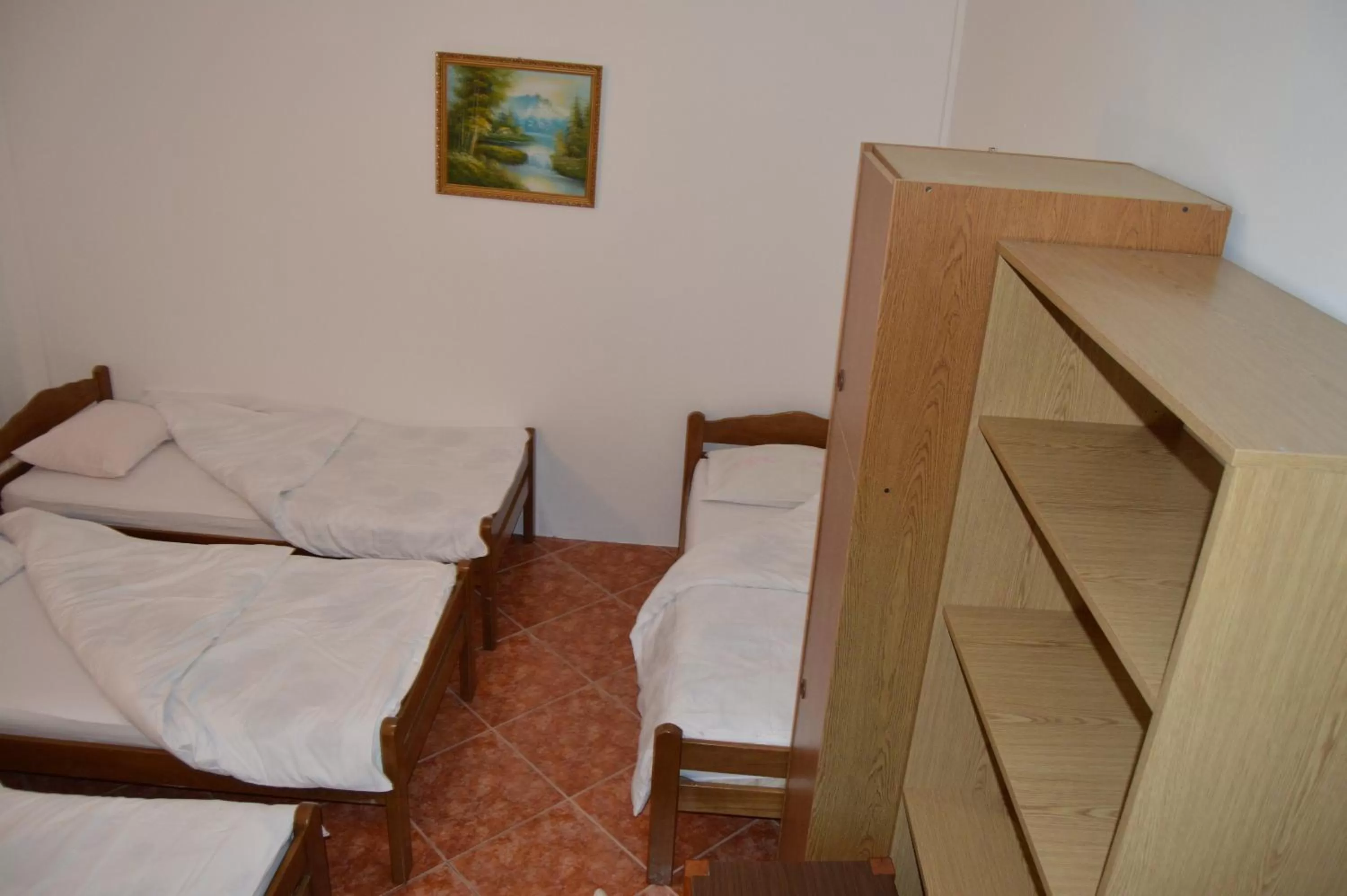 Photo of the whole room, Bed in Pansion Modana Medjugorje