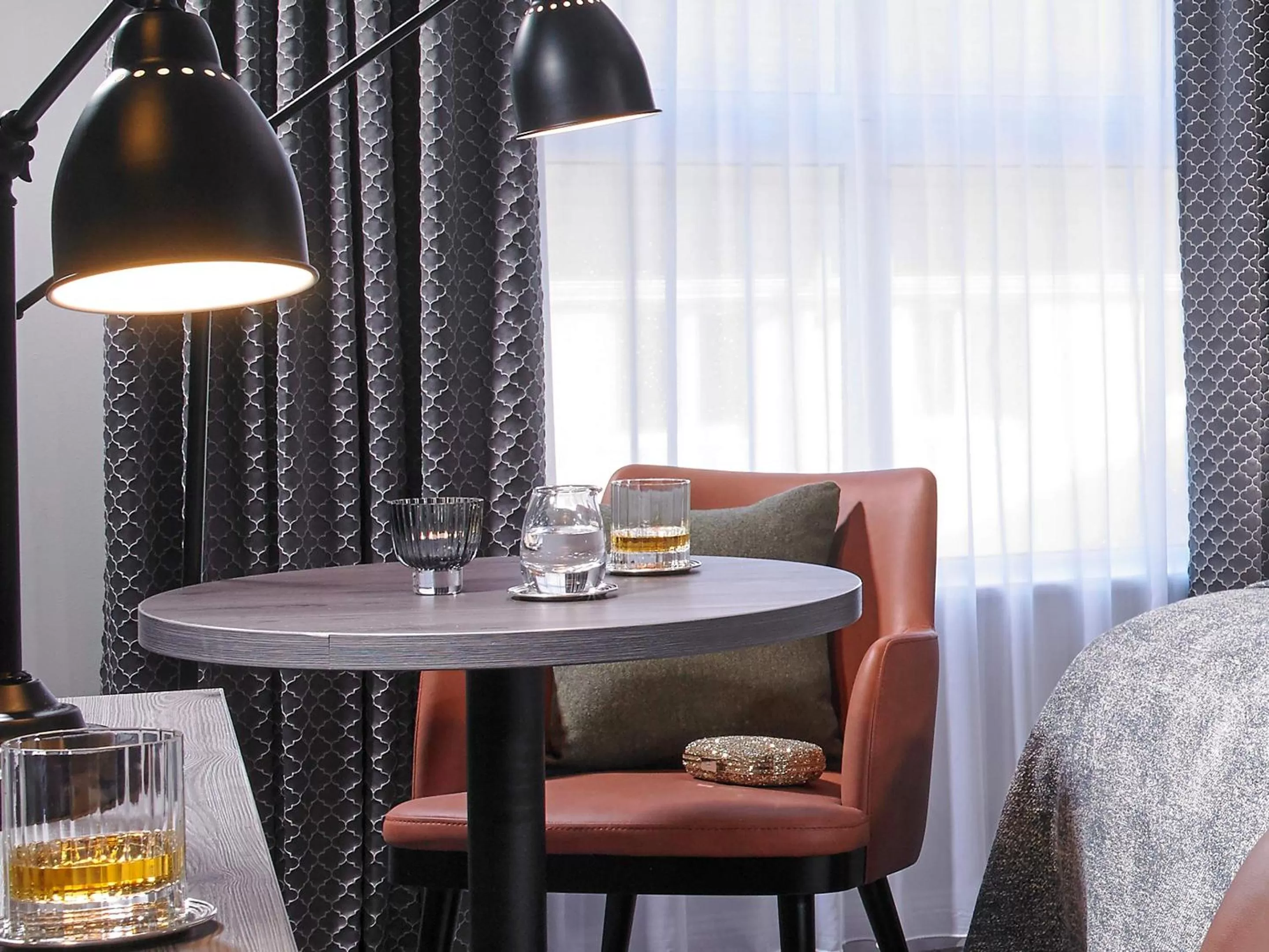 Seating area in Shannon Springs Hotel