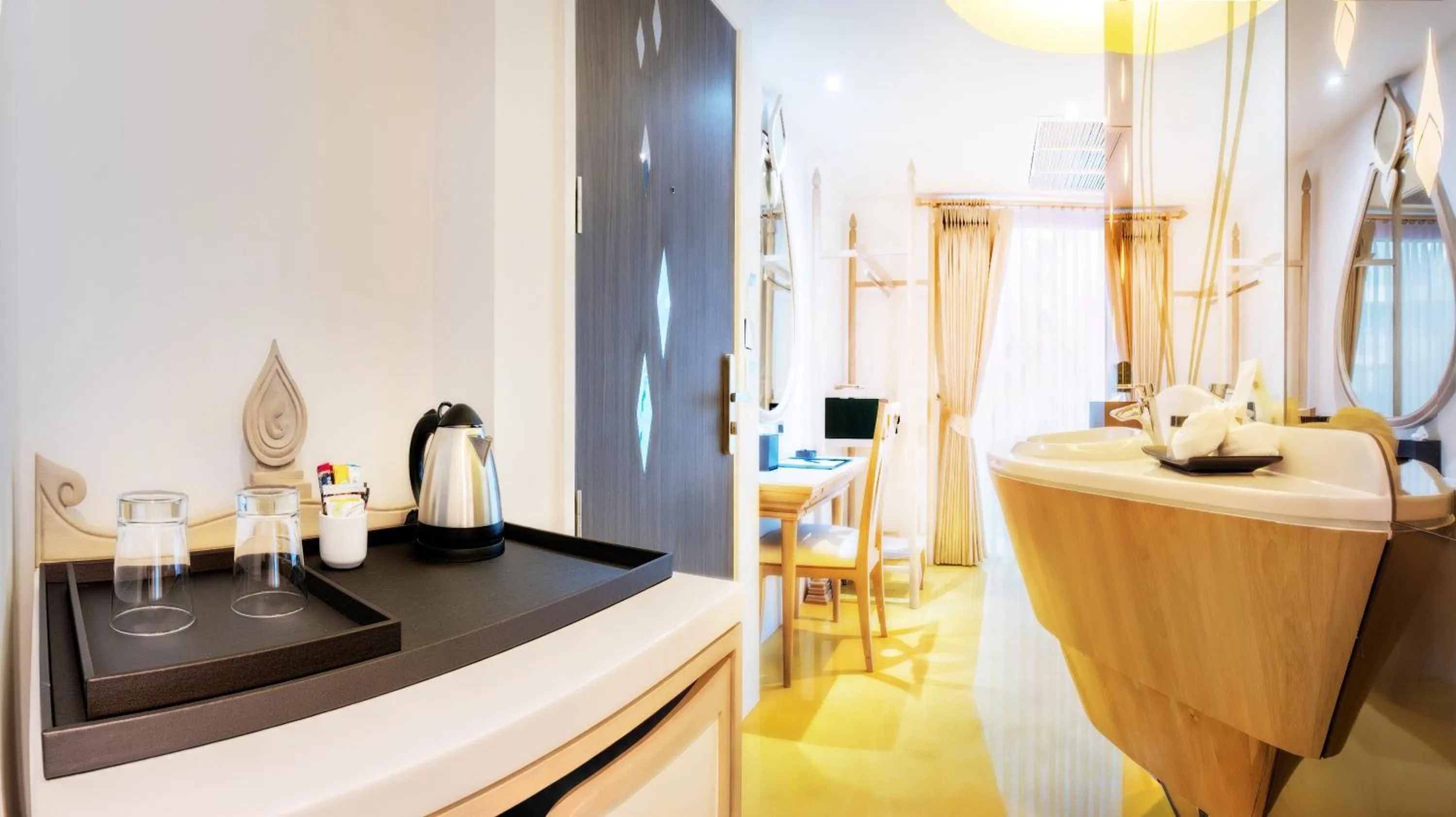 Living room in Anajak Bangkok Hotel - SHA Plus