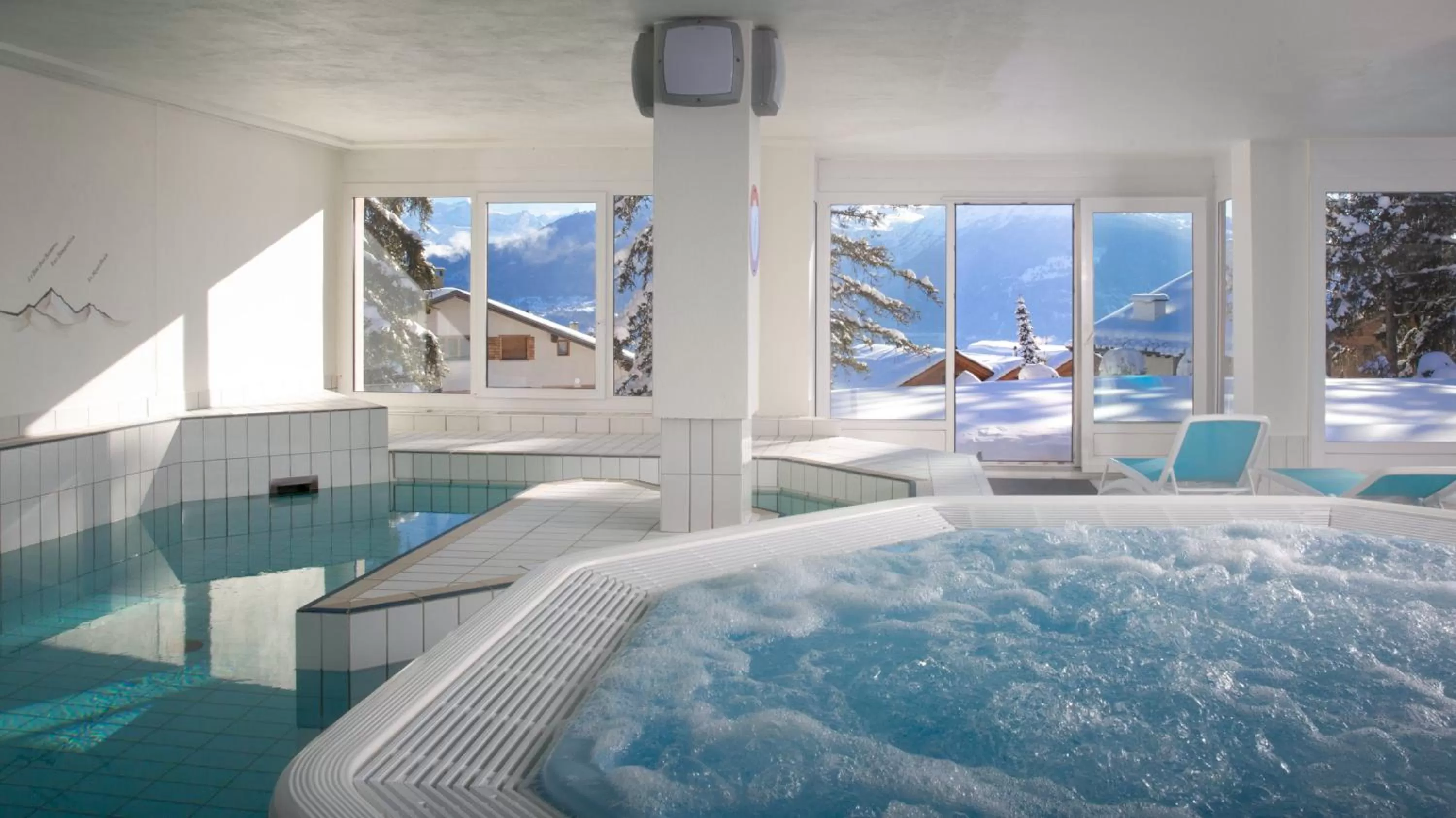 Mountain view in Aparthotel Helvetia