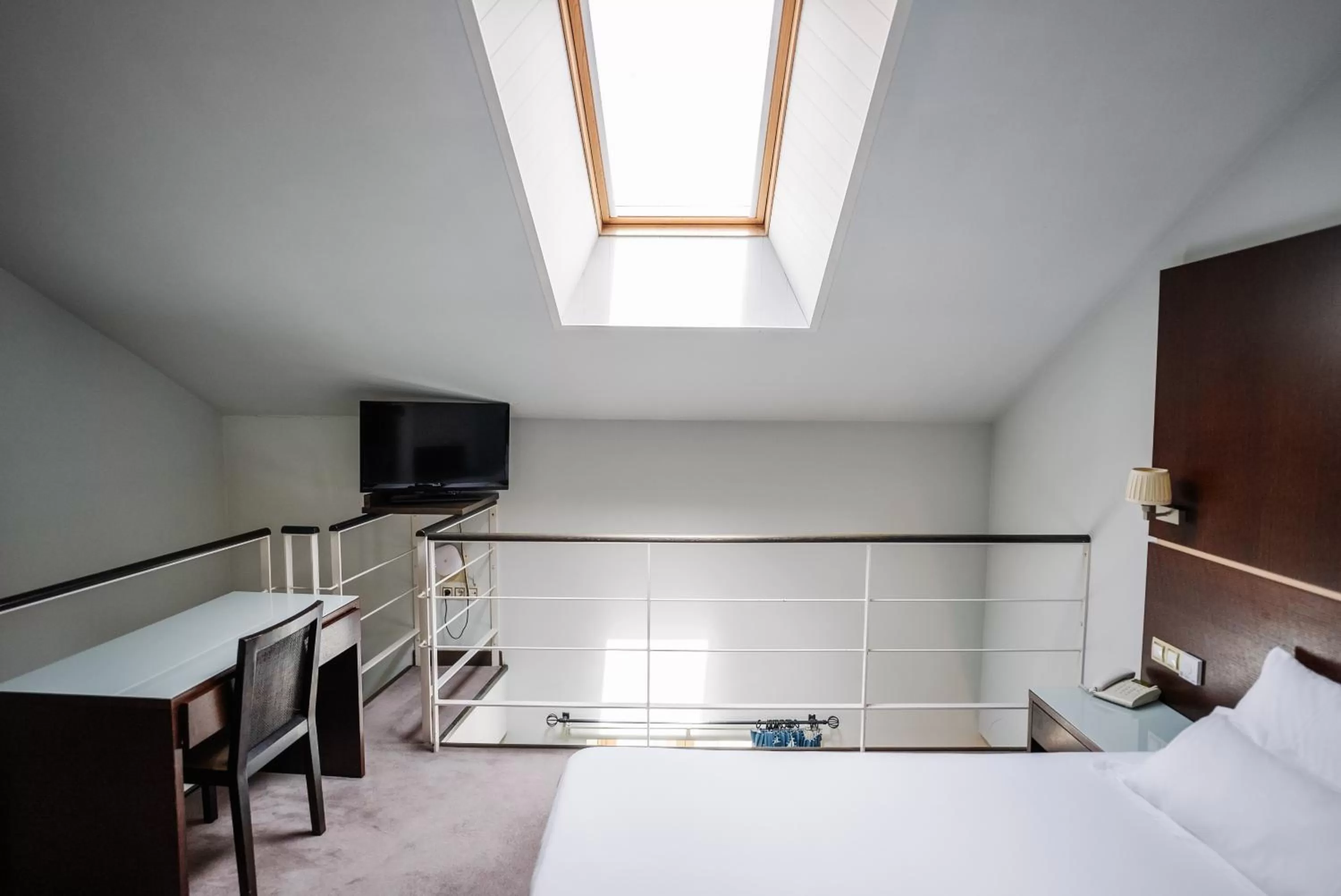 Bed in RICE Palacio de los Blasones