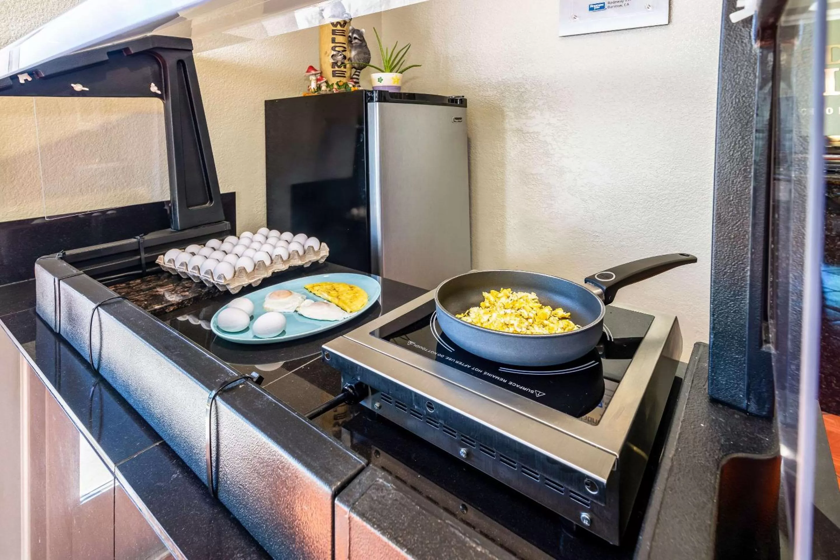 Restaurant/places to eat in Rodeway Inn Barstow Route 66