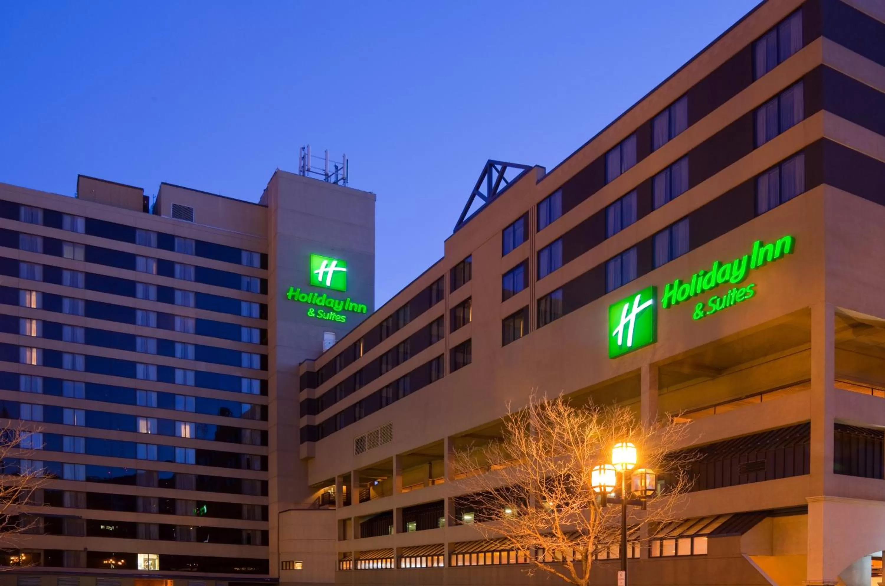 Property building in Holiday Inn & Suites Duluth-Downtown by IHG