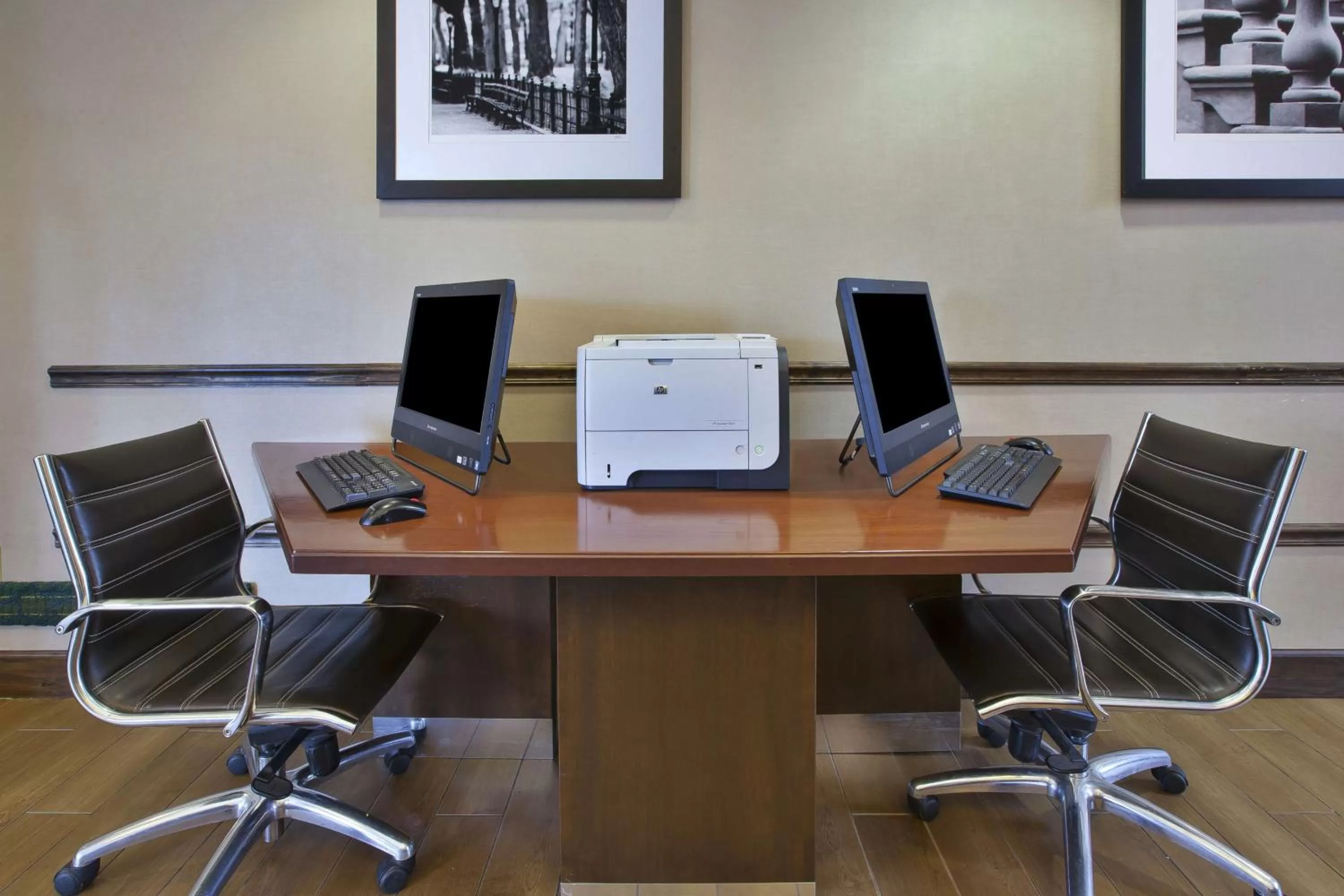Business facilities in Hampton Inn & Suites South Bend