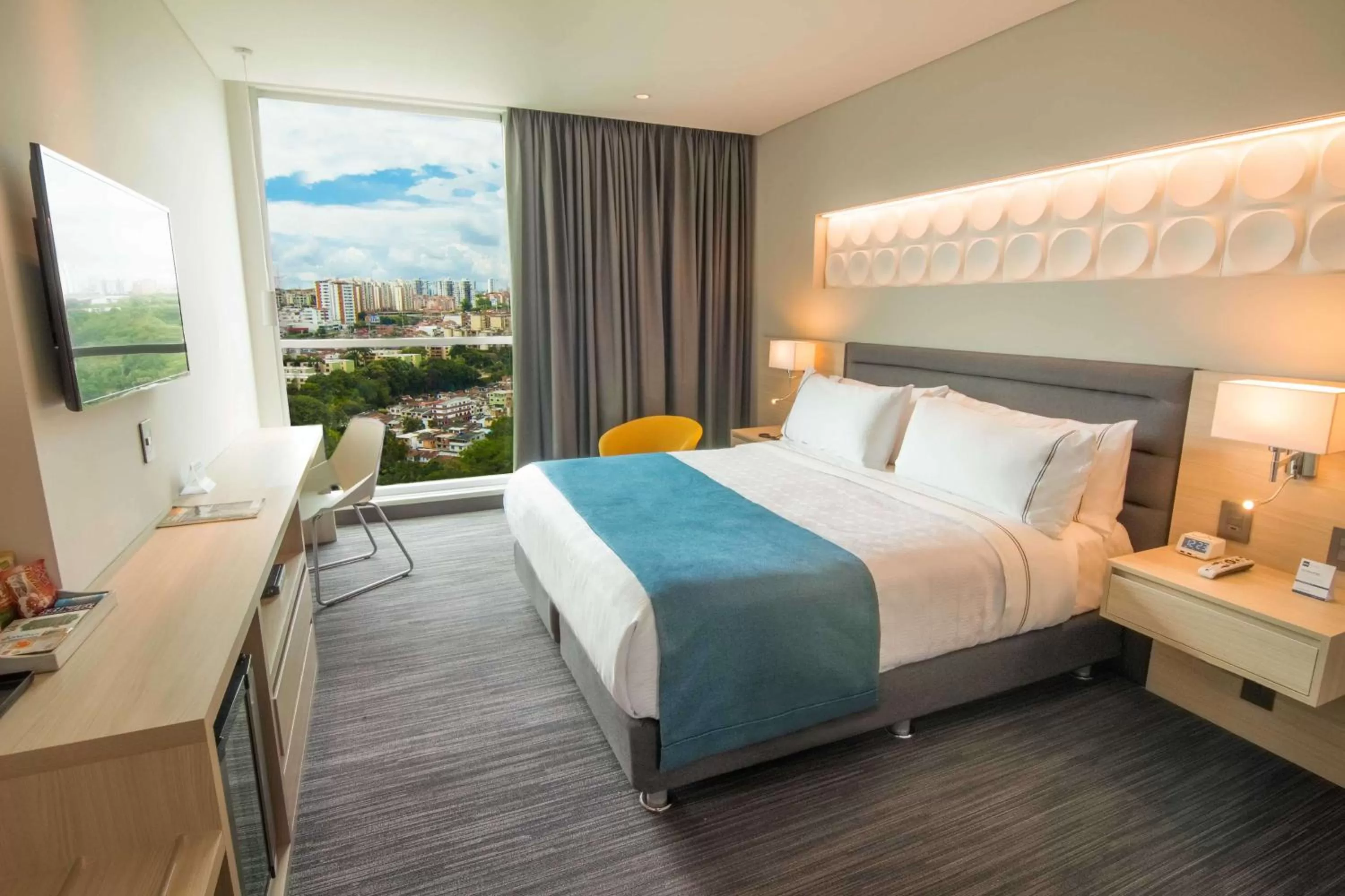 Photo of the whole room, Bed in Sonesta Hotel Bucaramanga