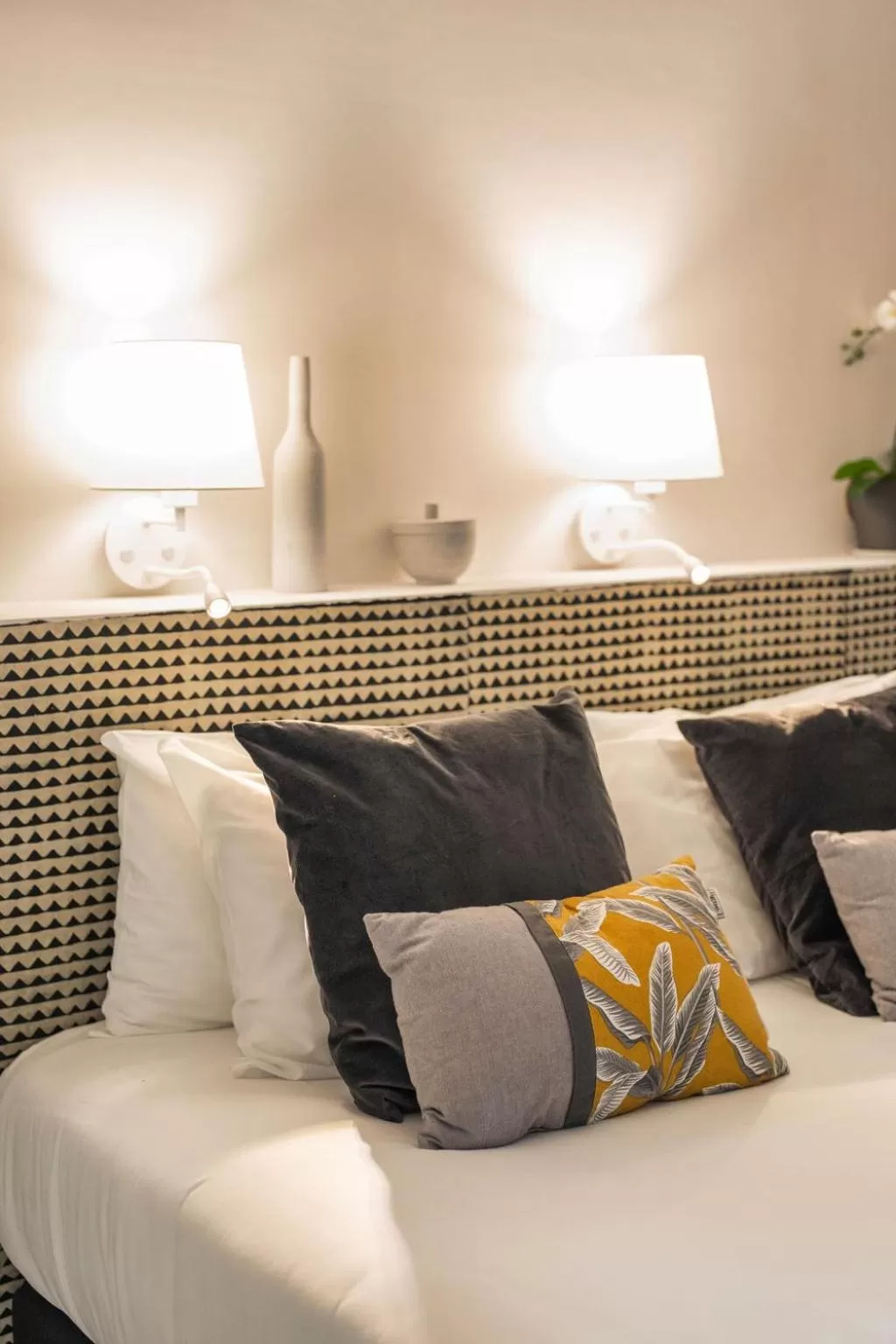 Bedroom, Bed in Garlande Hôtel Avignon Centre