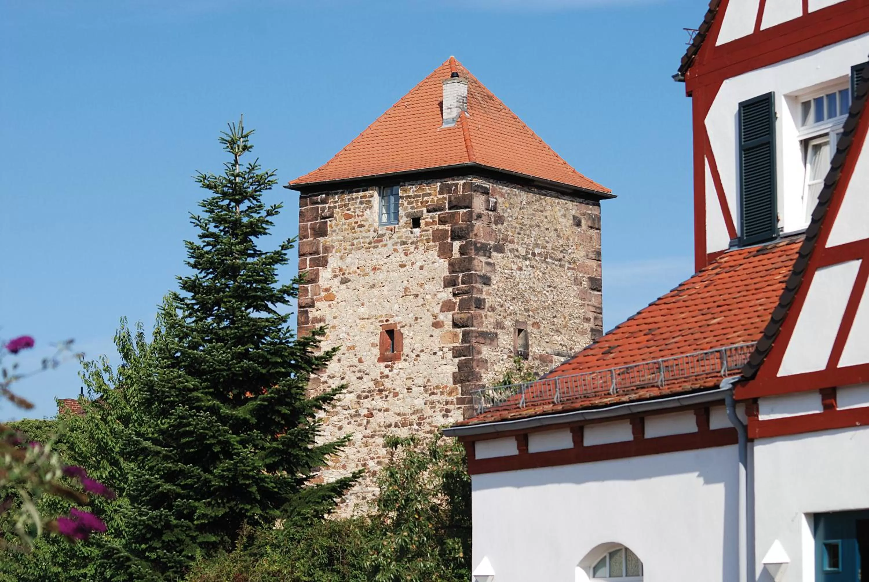 View (from property/room), Property Building in Landhotel Altes Wasserwerk GbR