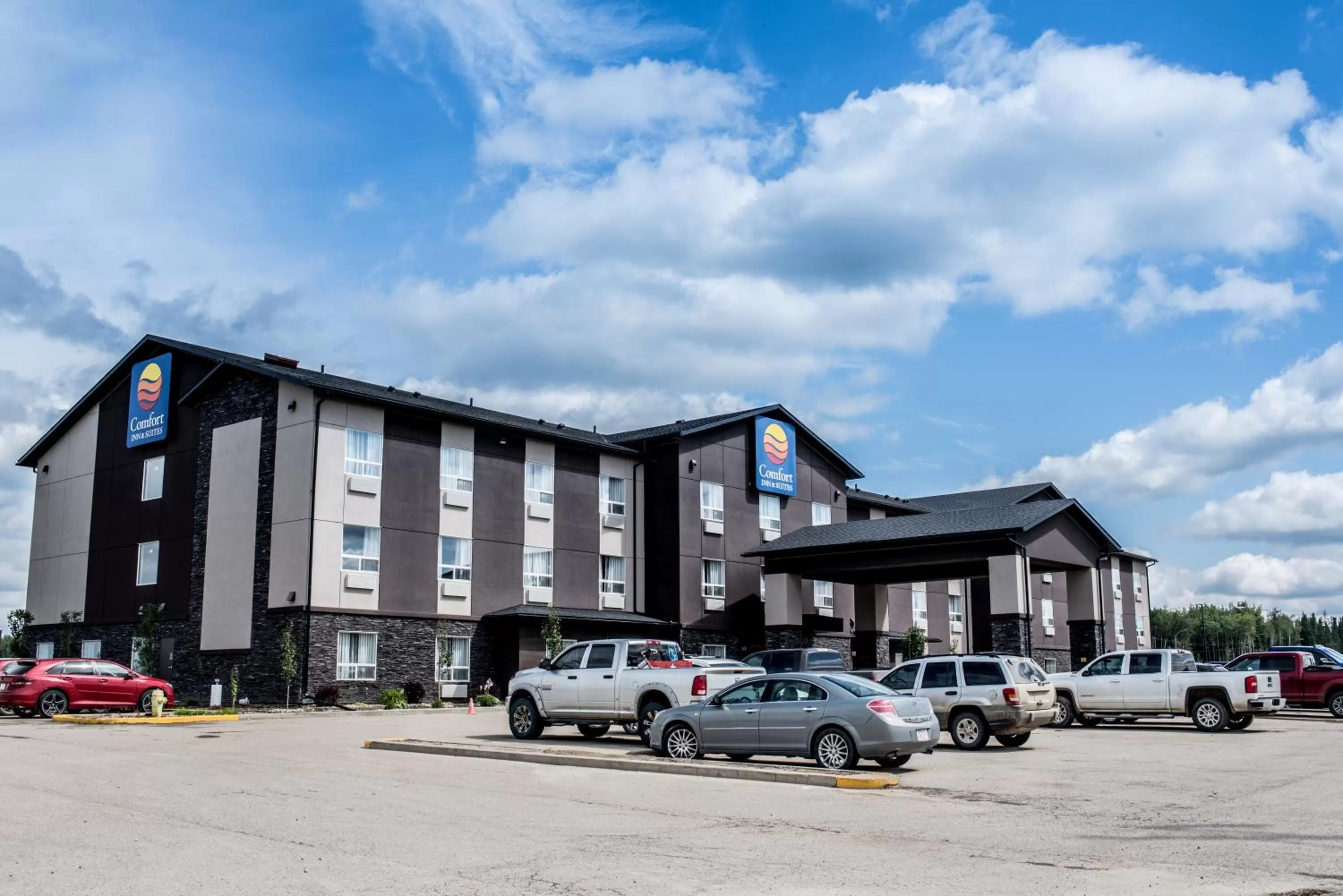 Property building in Comfort Inn & Suites