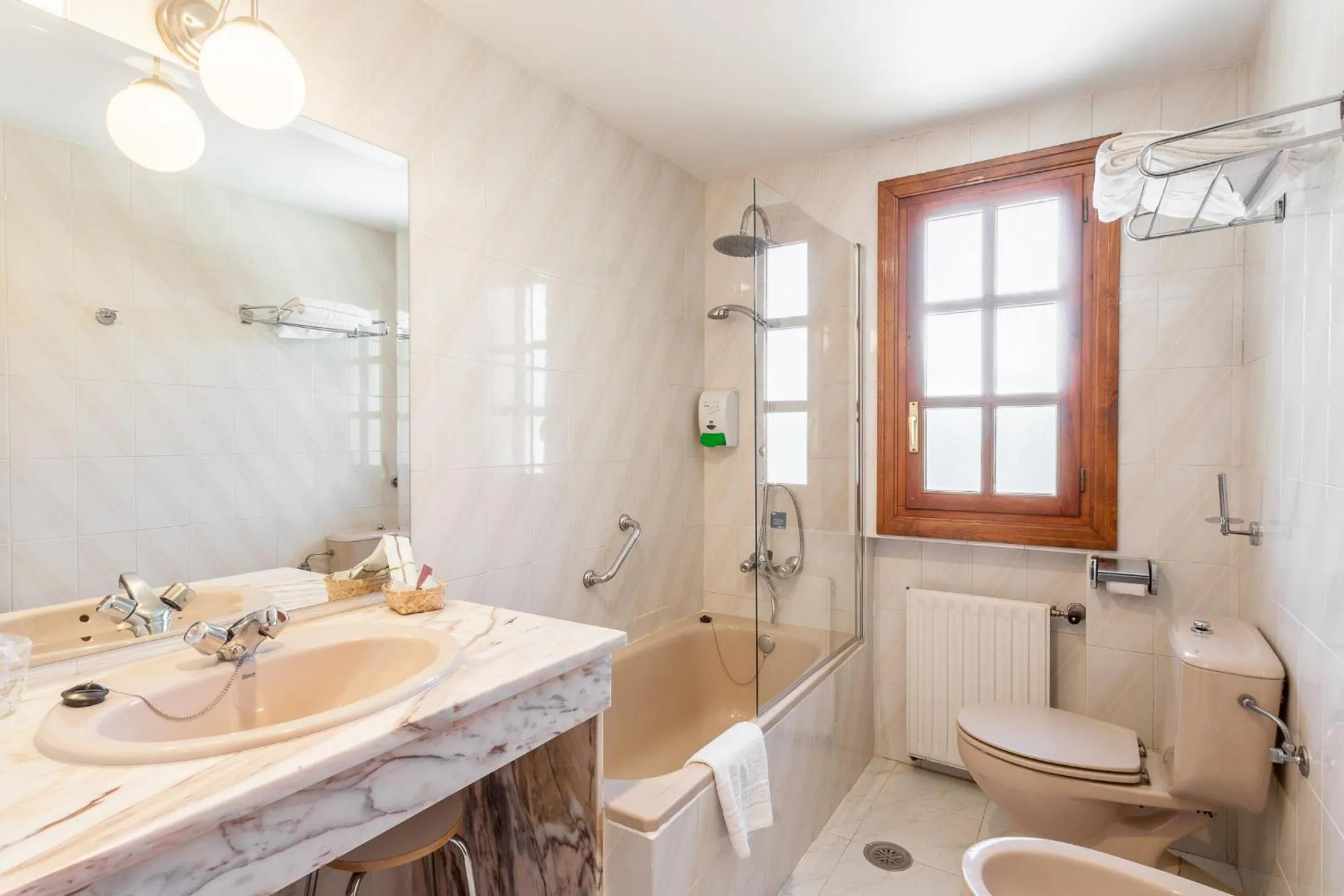 Bathroom in Hotel Rural Las Gacelas