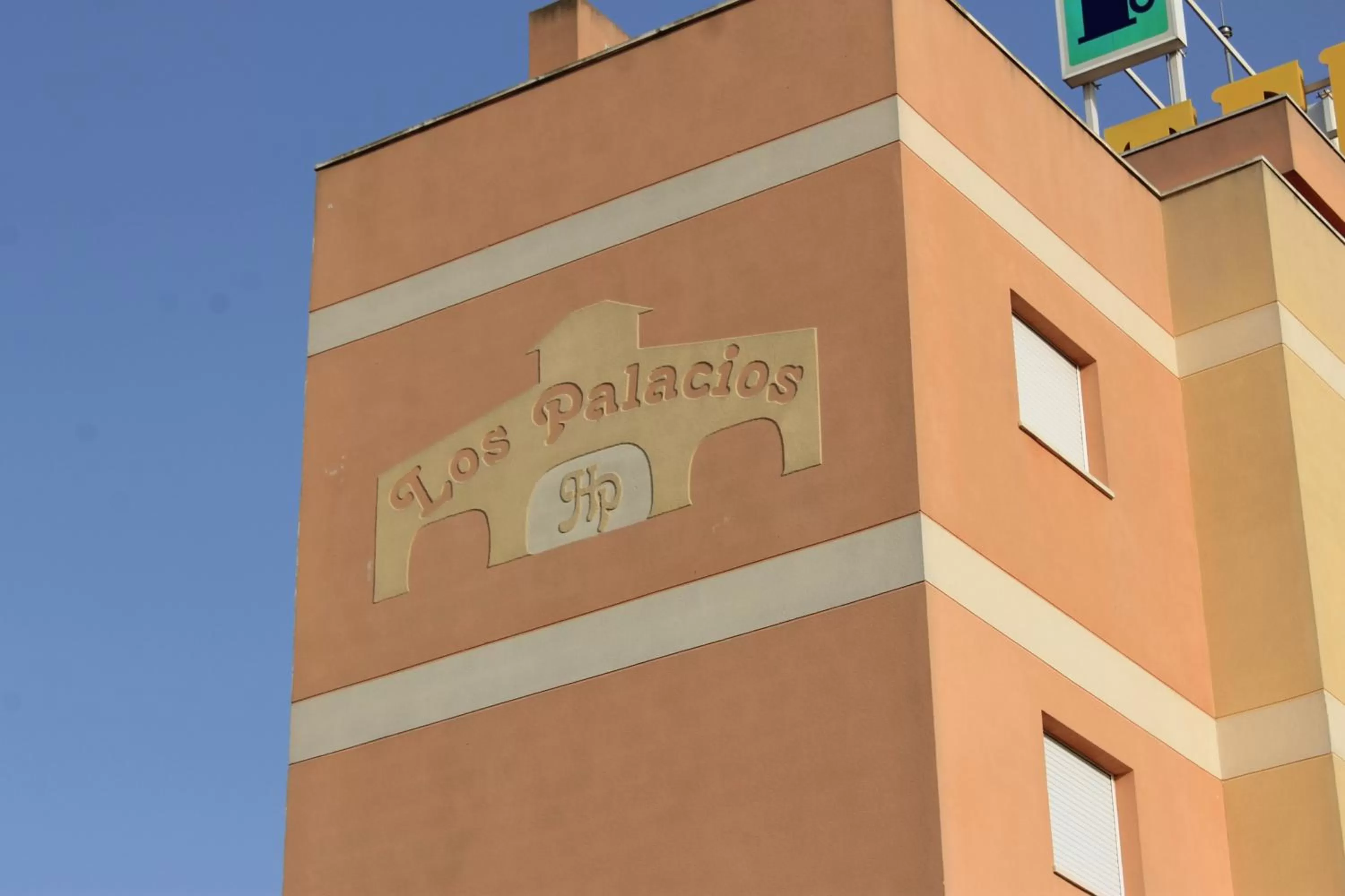 Facade/entrance in Hotel Los Palacios