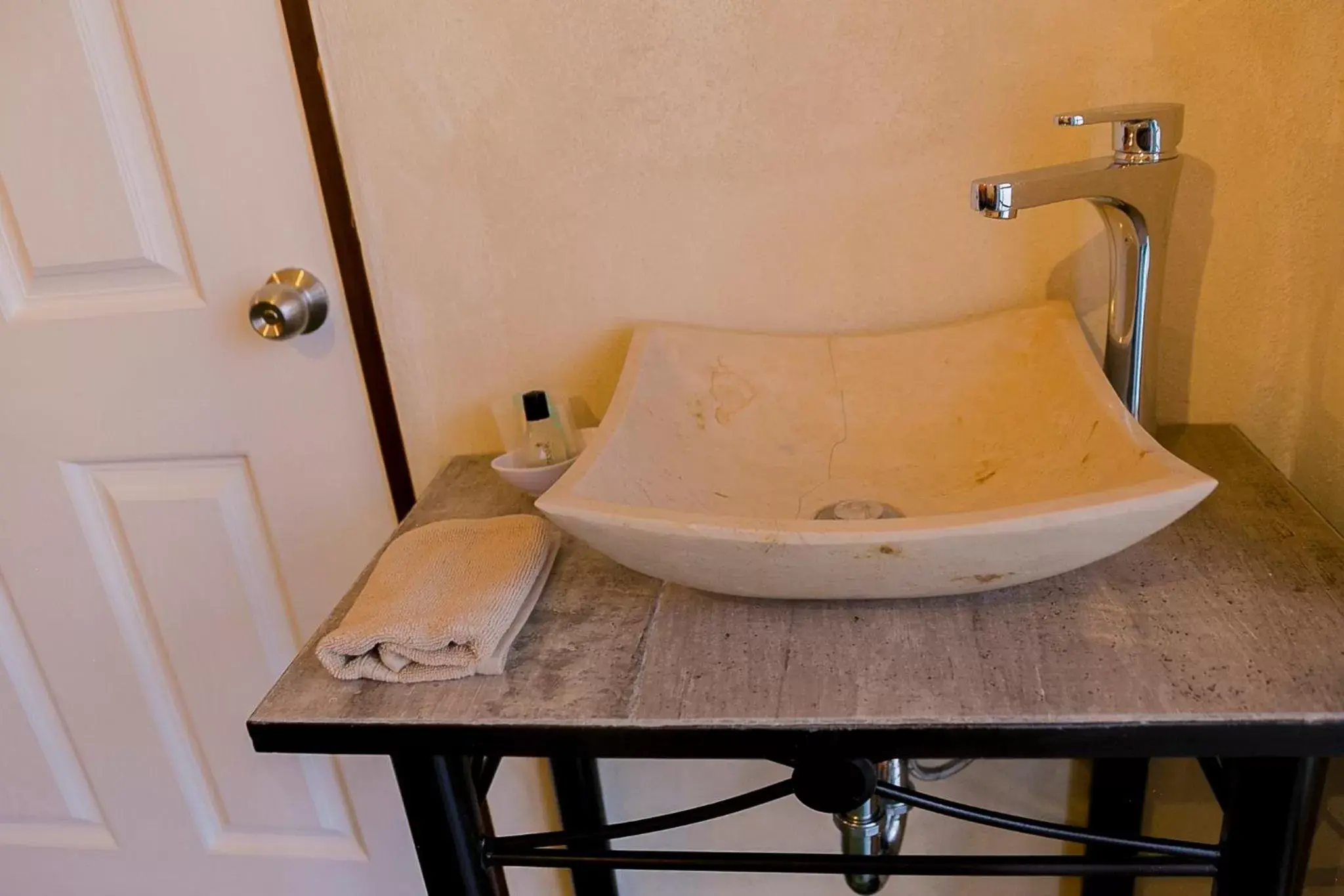 Standard Twin Room in Hotel el Descanso Barrio del Artista Standard Twin Room in Hotel el Descanso Barrio del Artista